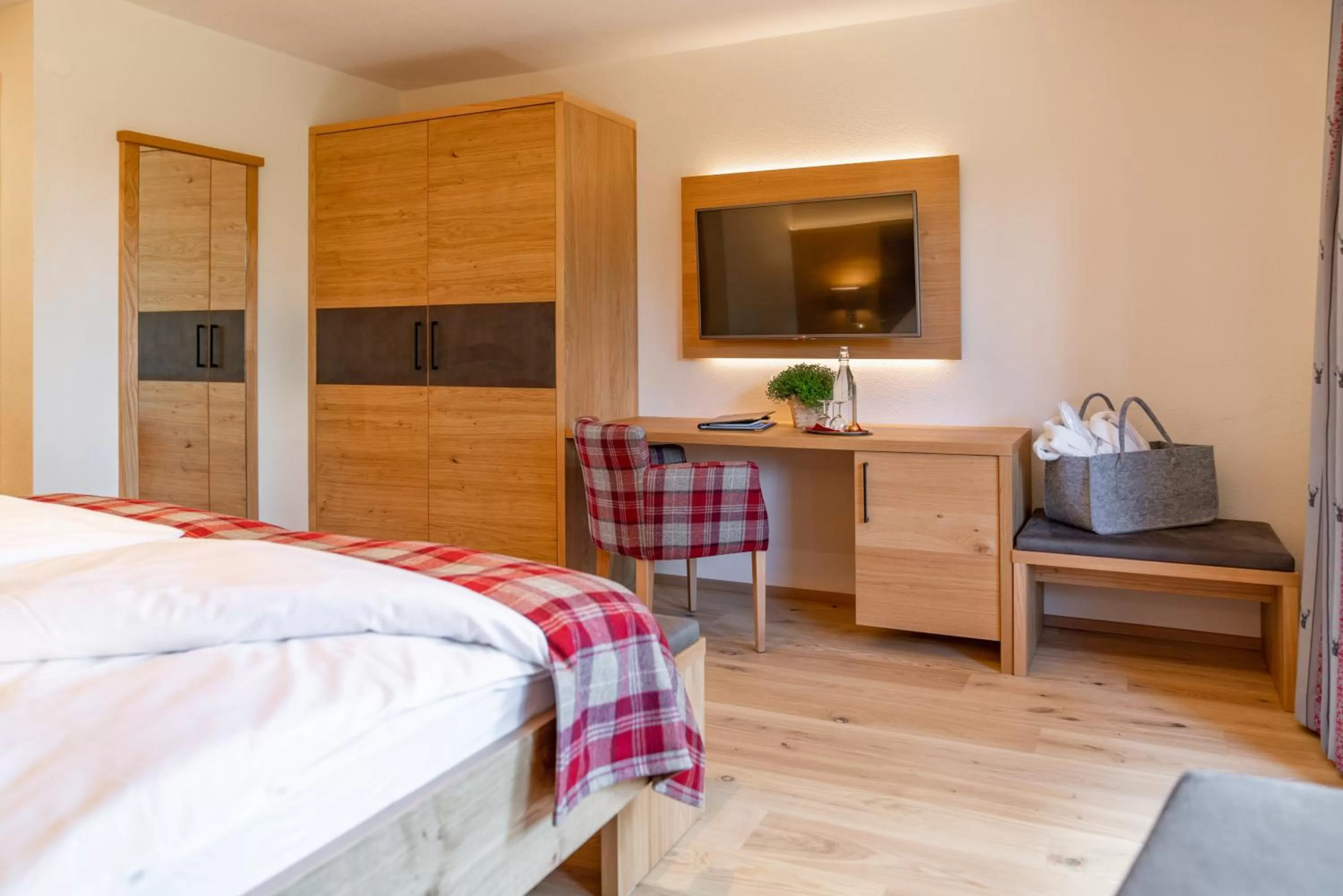 Seating area, Bed in Hotel Lindenhof