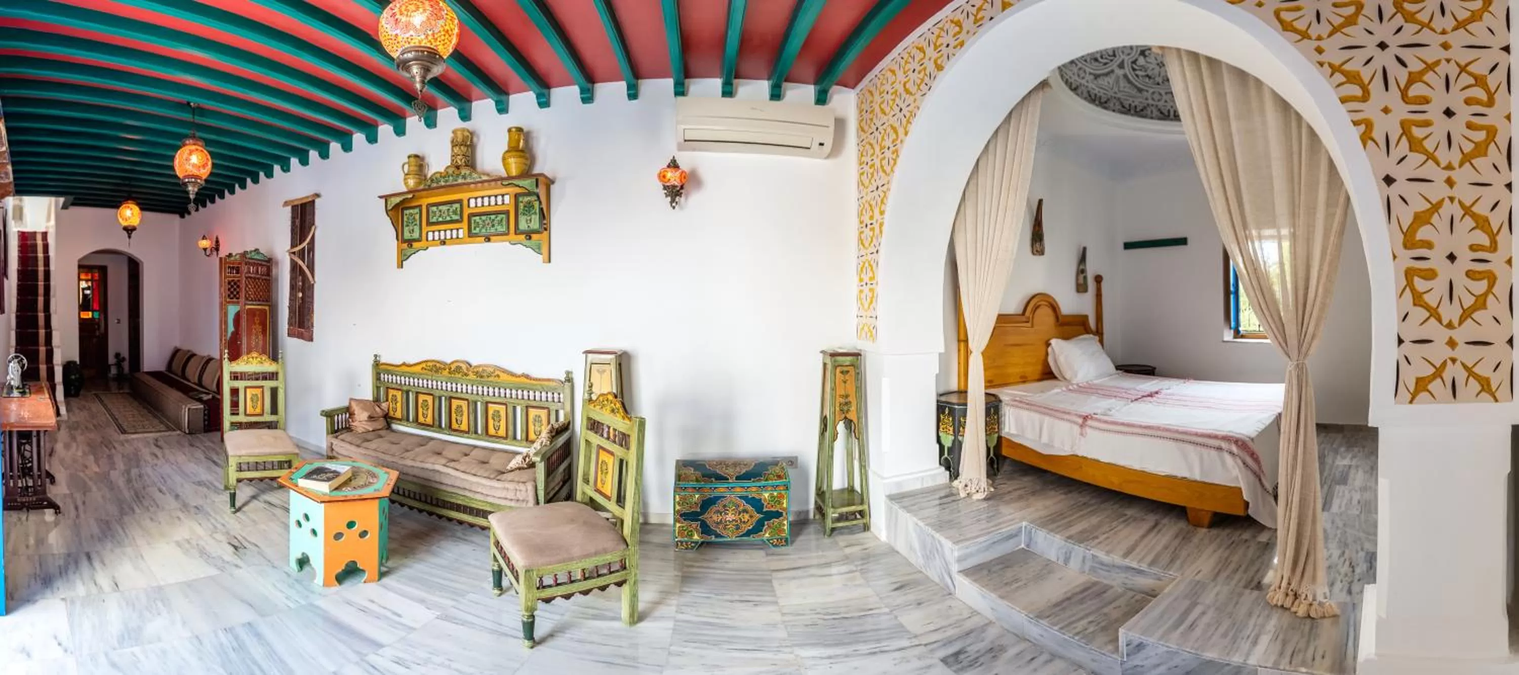 Photo of the whole room, Bed in Villa Jasmin