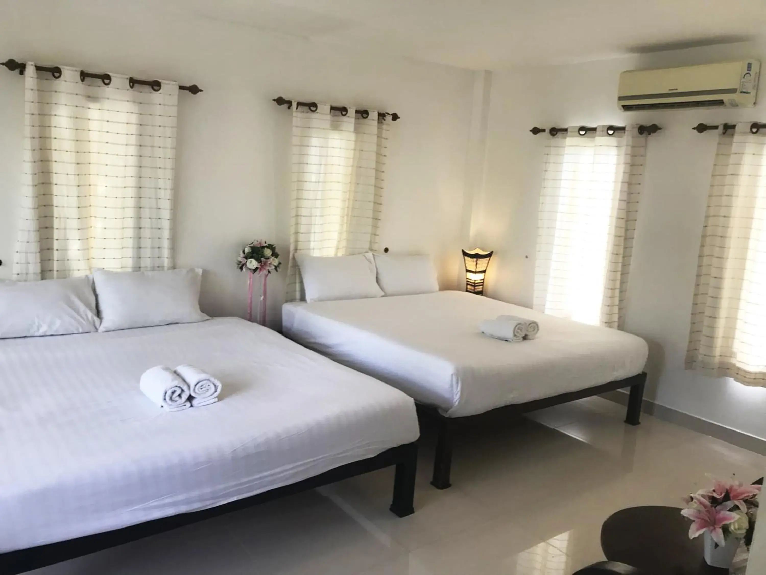 Bedroom, Bed in Pranburi Cabana Resort