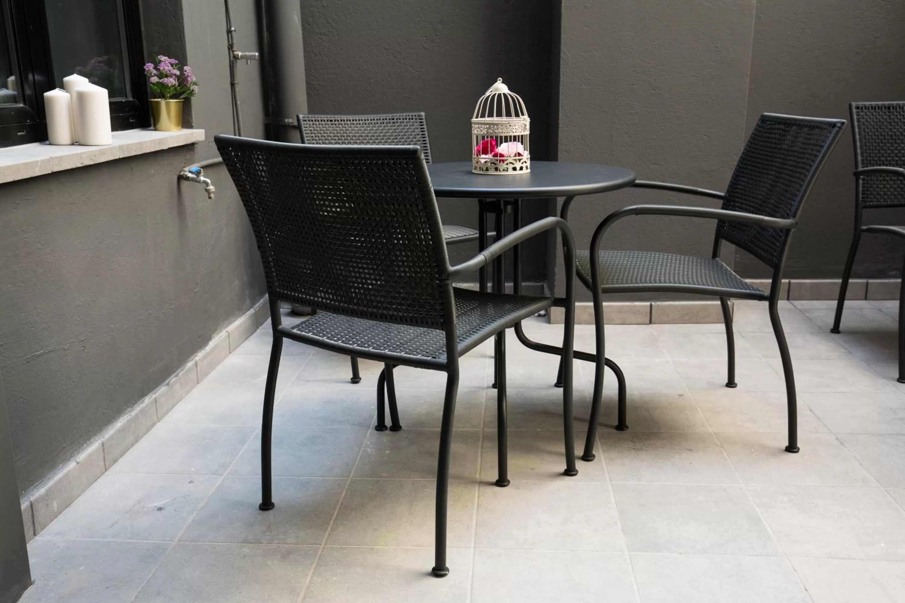 Patio in Airhostel Barcelona Airport 24h