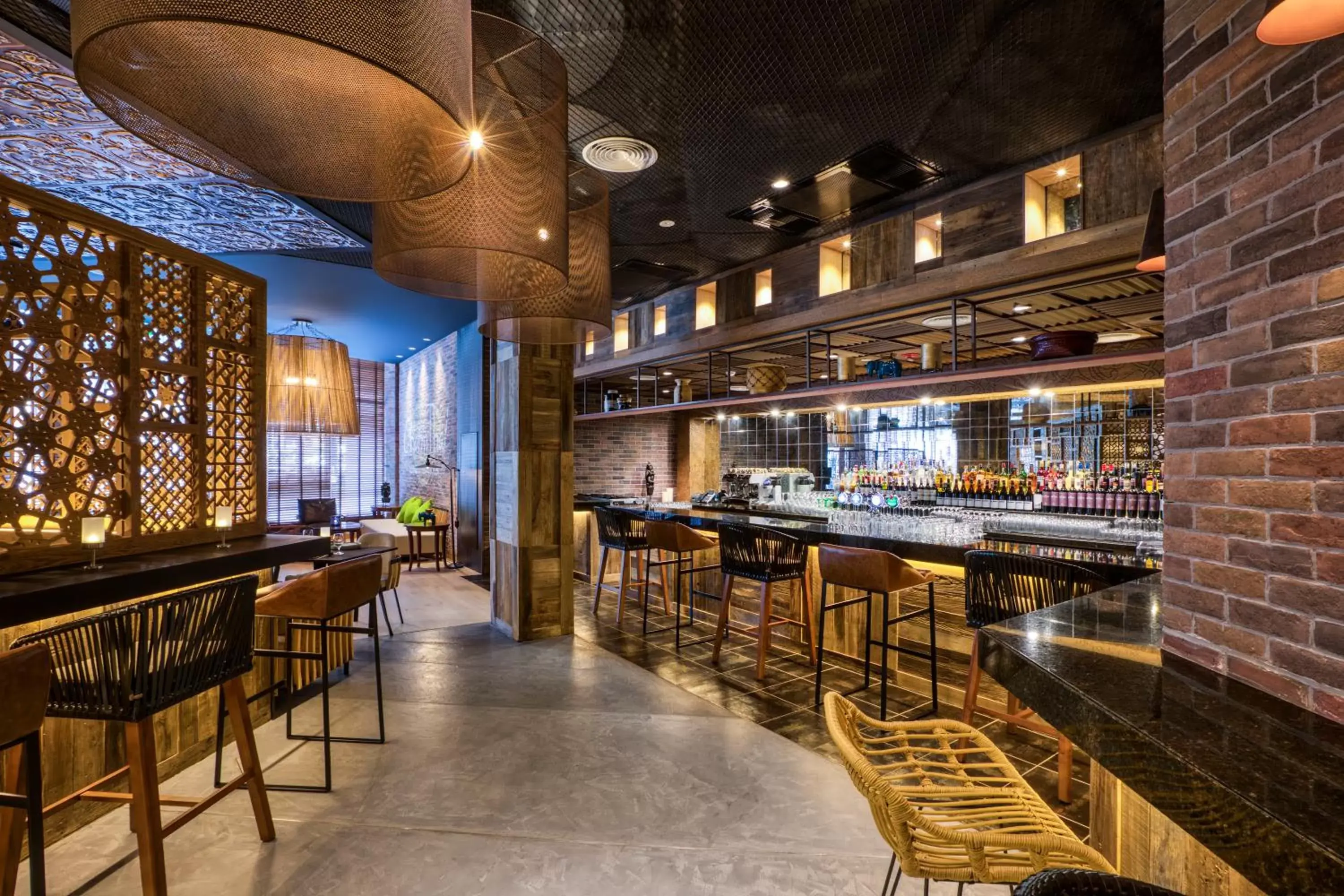 Lounge or bar, Lounge/Bar in Crowne Plaza Dubai Marina, an IHG Hotel
