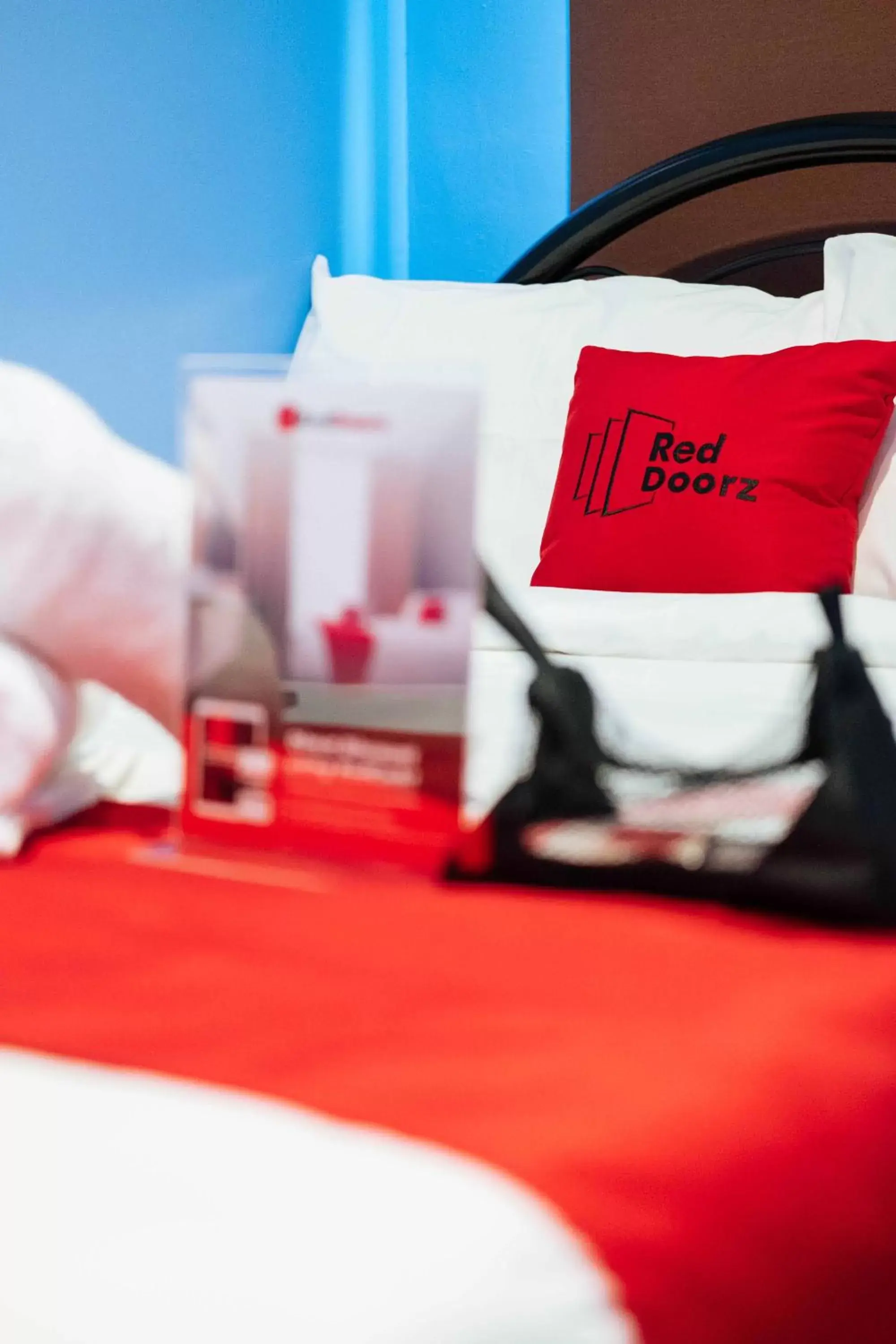 Bed in RedDoorz at Hotel Rosemarie Bed in RedDoorz at Hotel Rosemarie