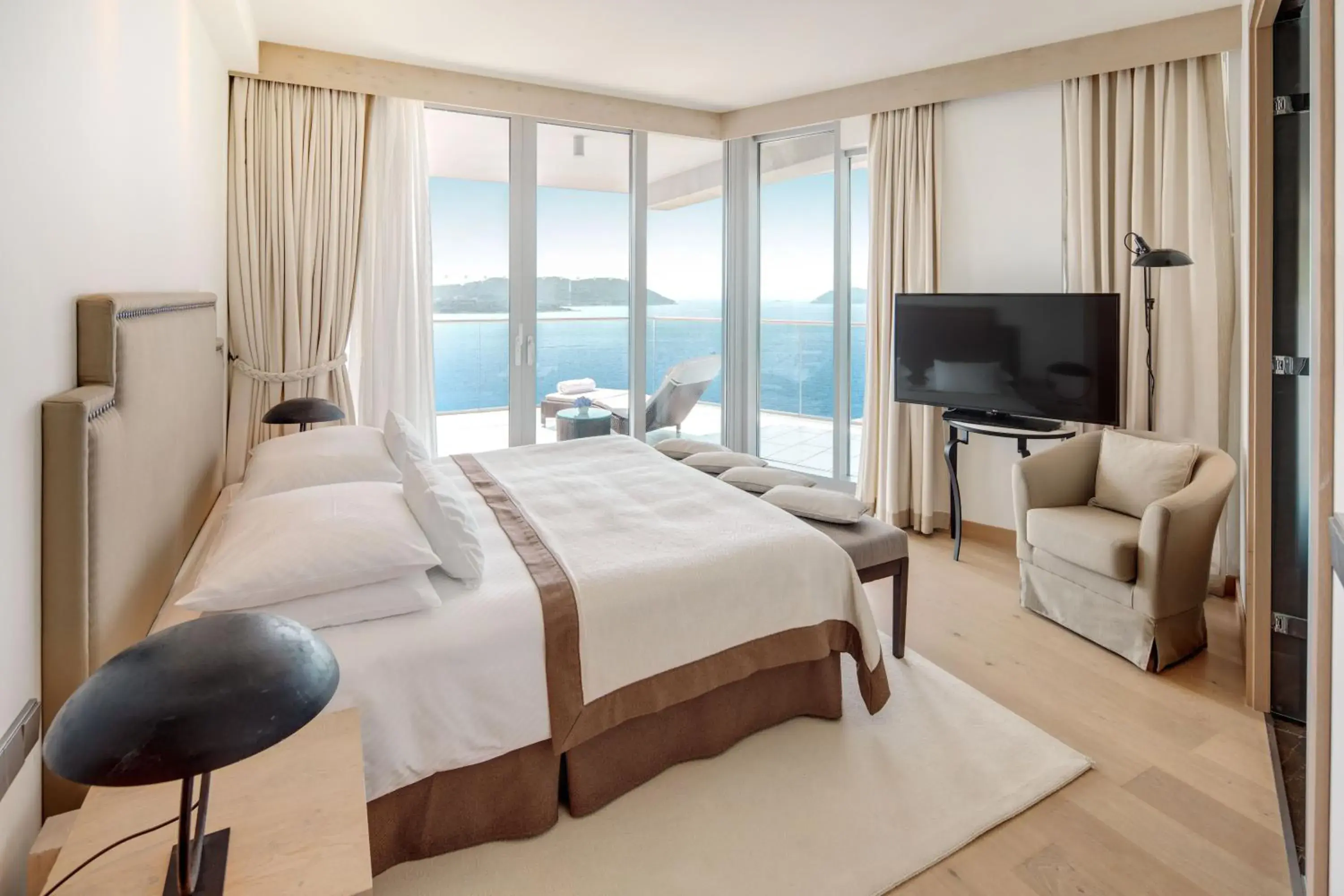 Bedroom, Bed in Sun Gardens Dubrovnik Bedroom, Bed in Sun Gardens Dubrovnik