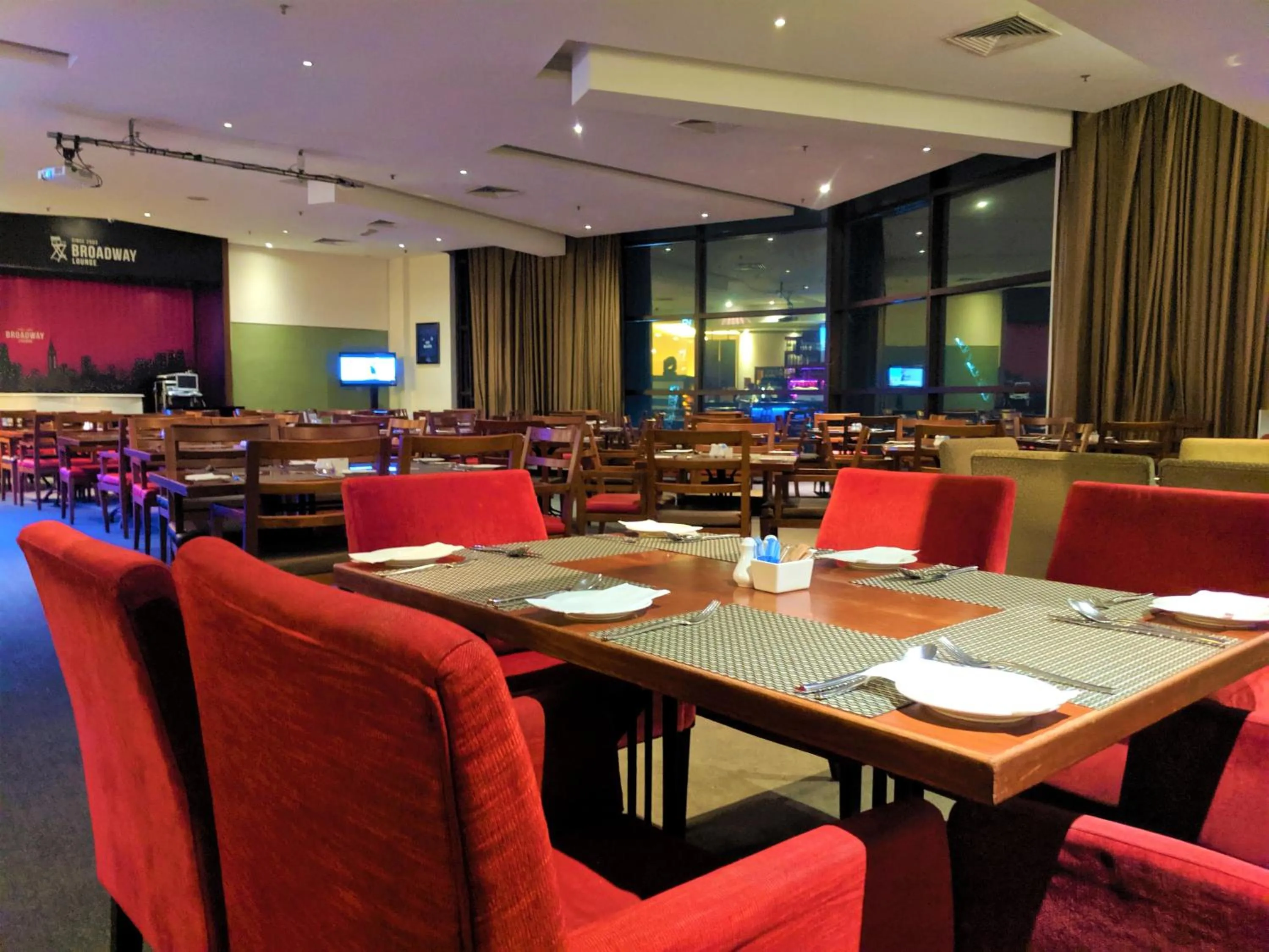 Restaurant/places to eat in Serviced Apartments @ Times Square Kuala Lumpur