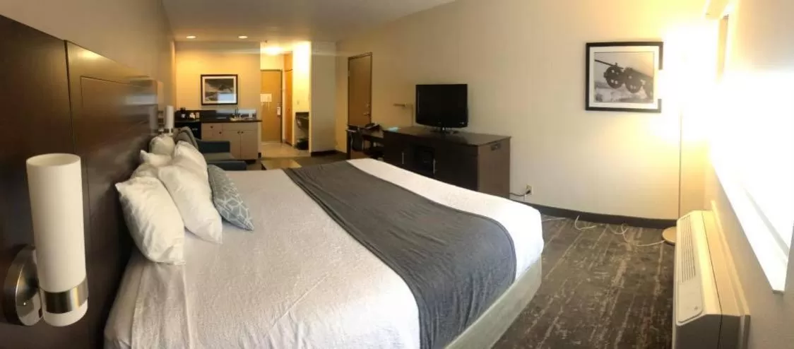 Bed in Best Western Mt. Hood Inn