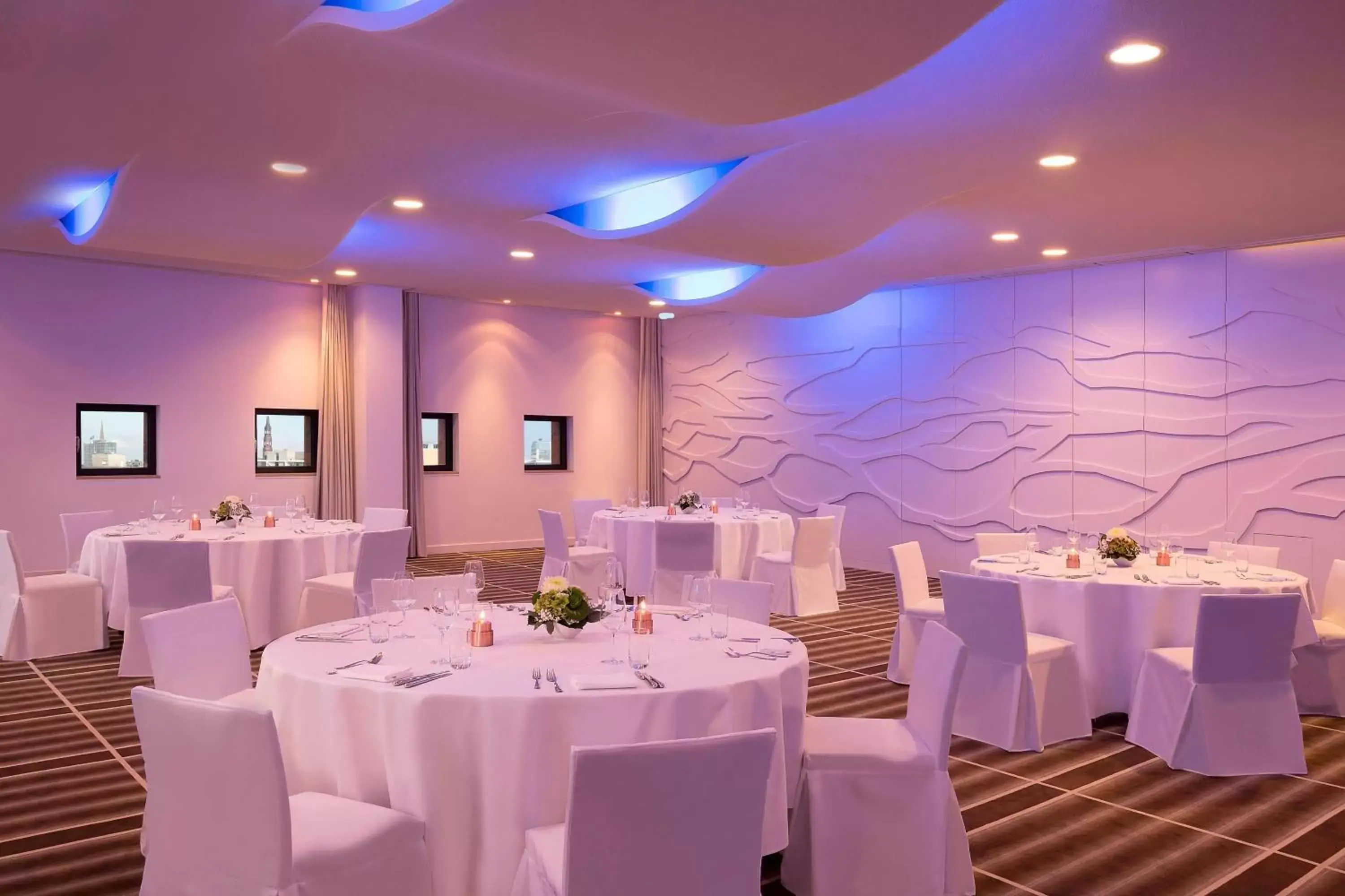 Meeting/conference room, Restaurant/Places to Eat in The Westin Hamburg