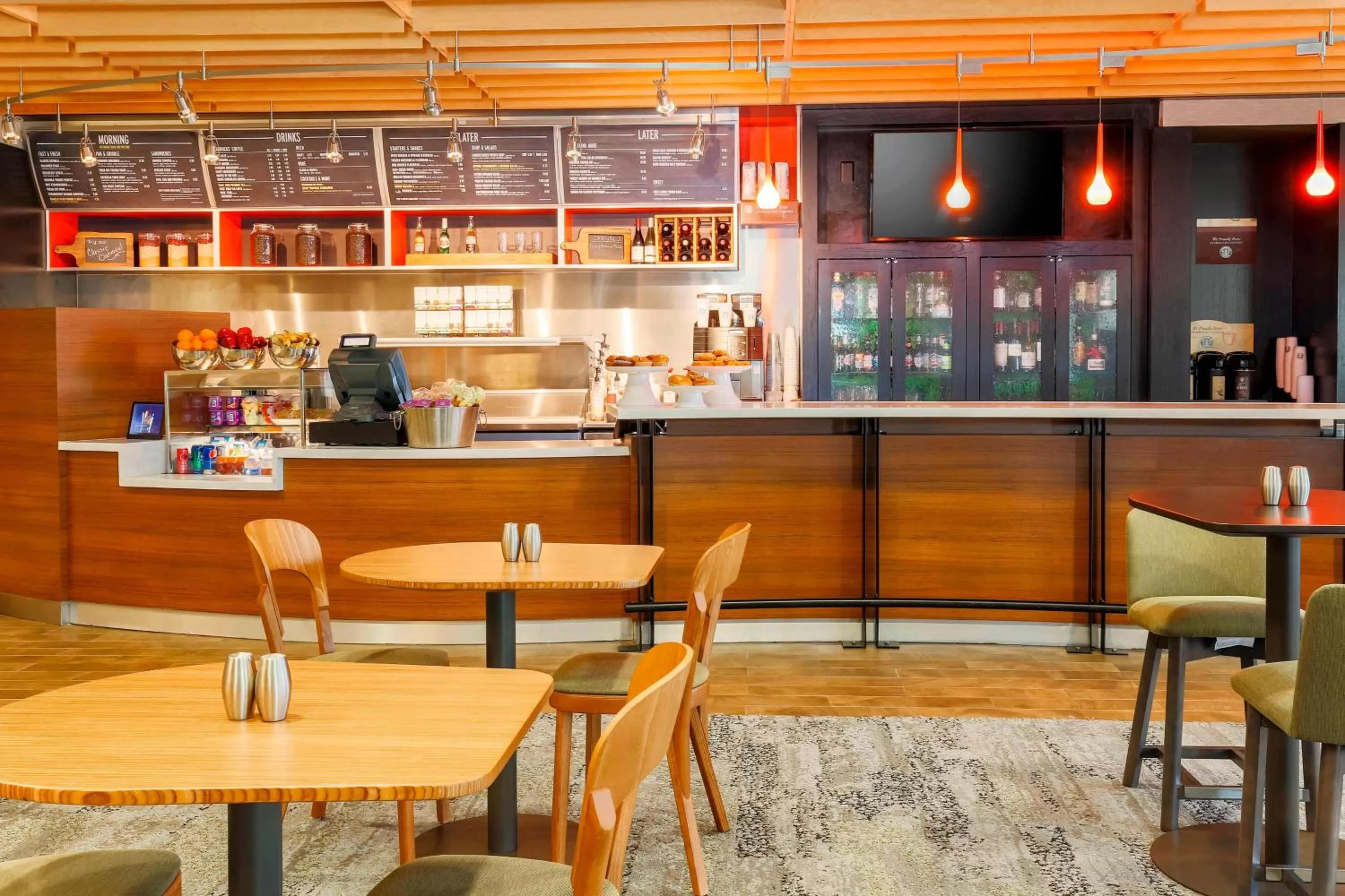 Restaurant/places to eat in Courtyard by Marriott Dallas Arlington South