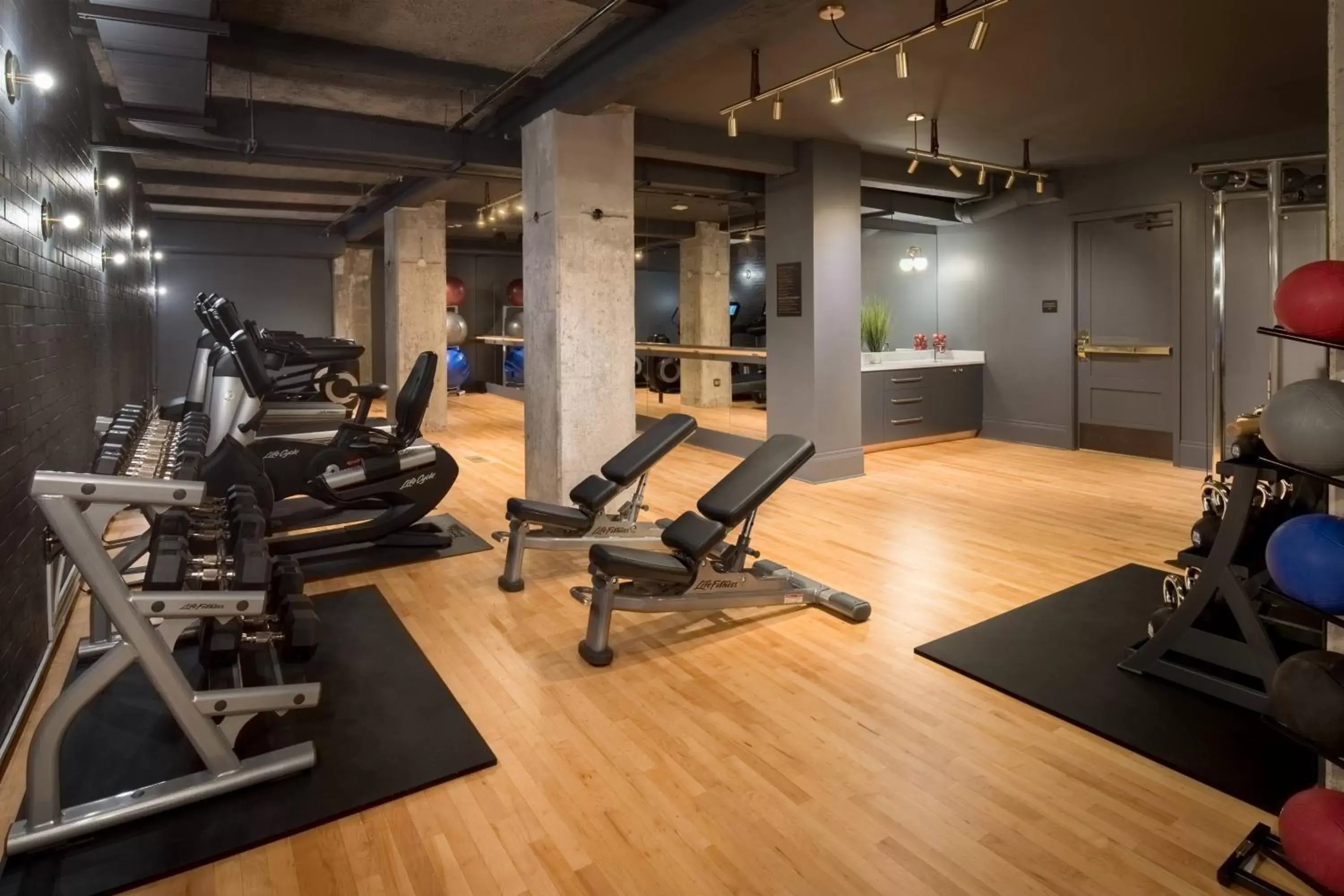 Fitness centre/facilities, Fitness Center/Facilities in The Hi-Lo, Autograph Collection