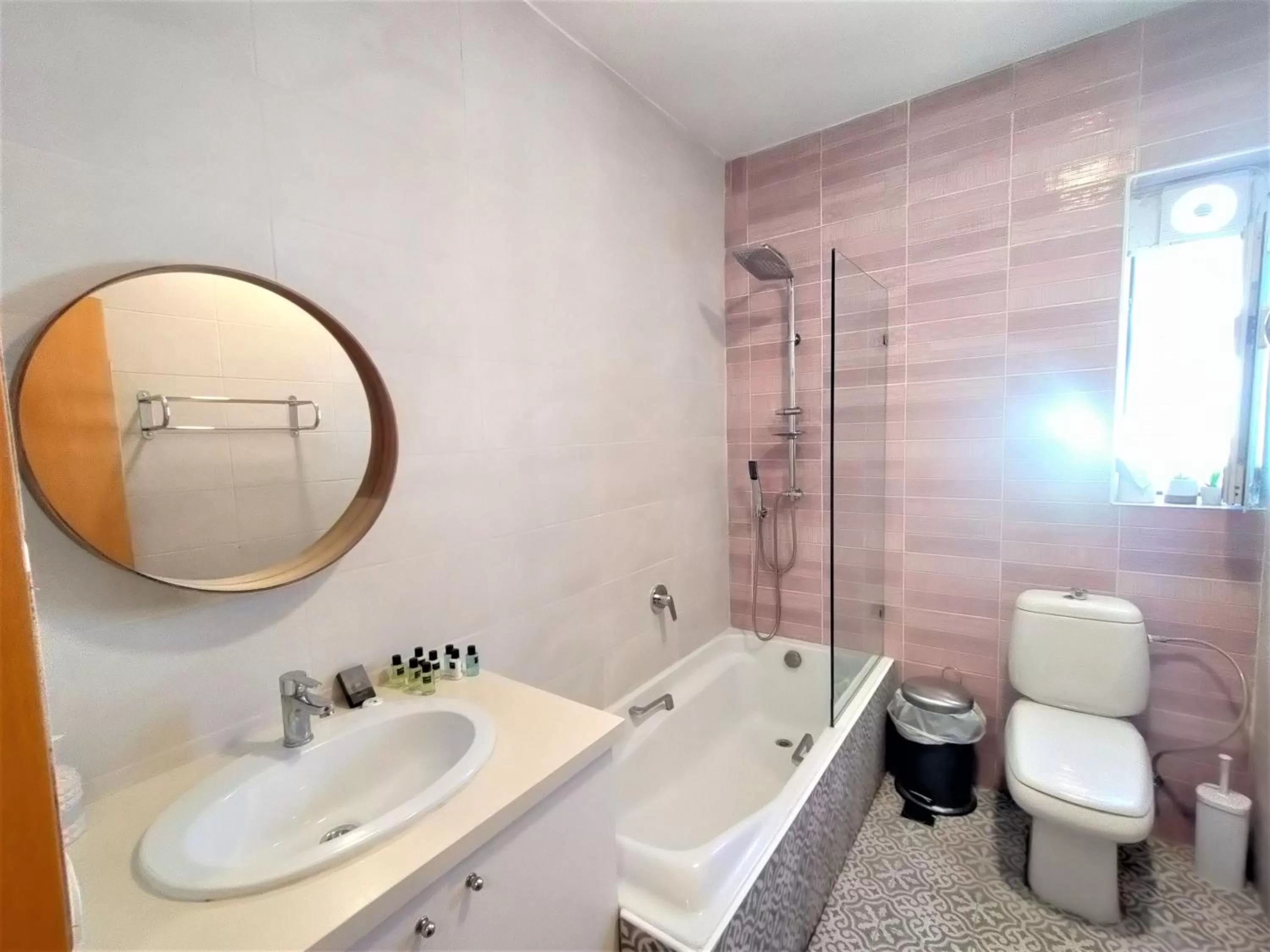 Bathroom in Jacobs Suites