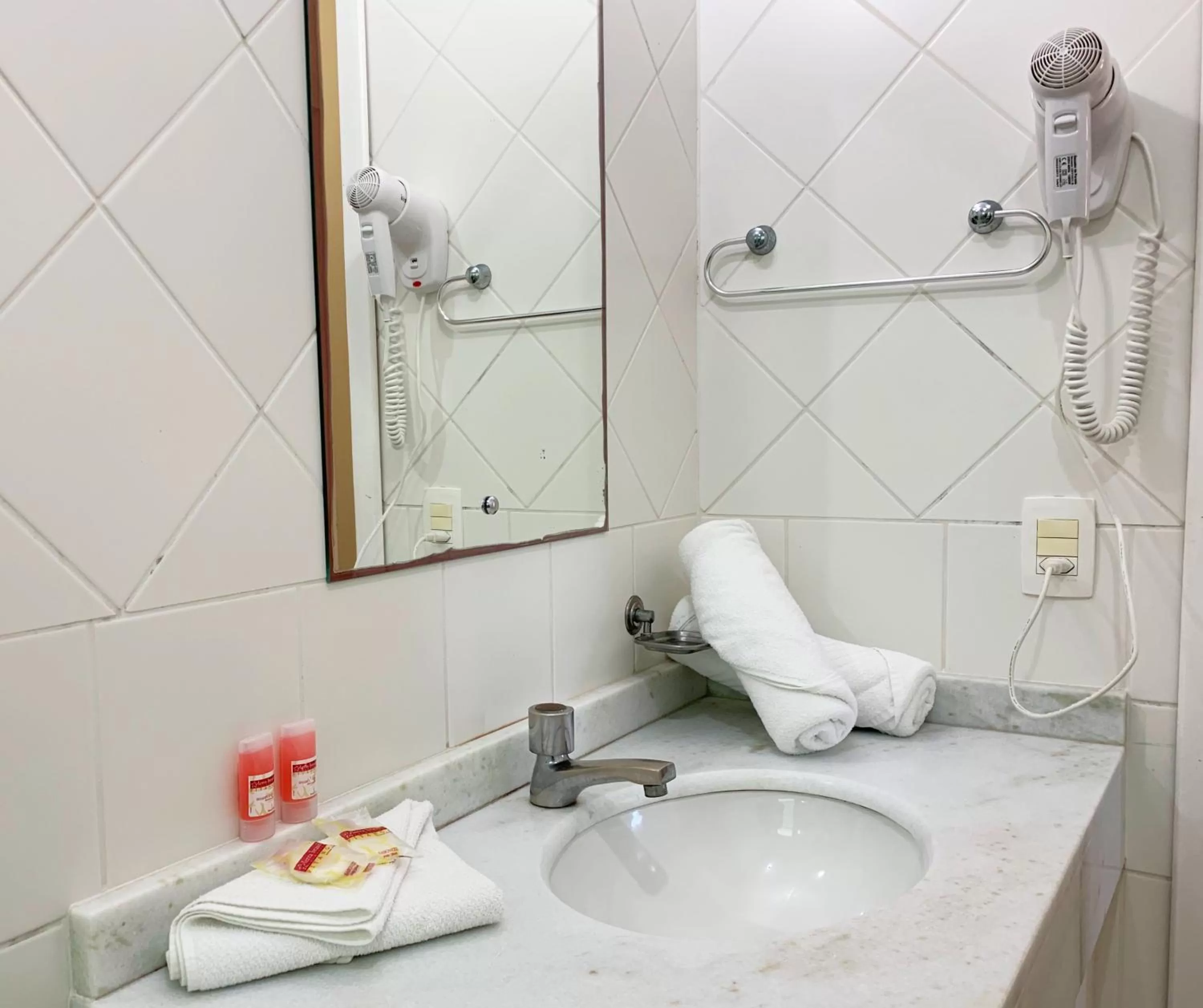 Bathroom in Pousada Mar Do Leste