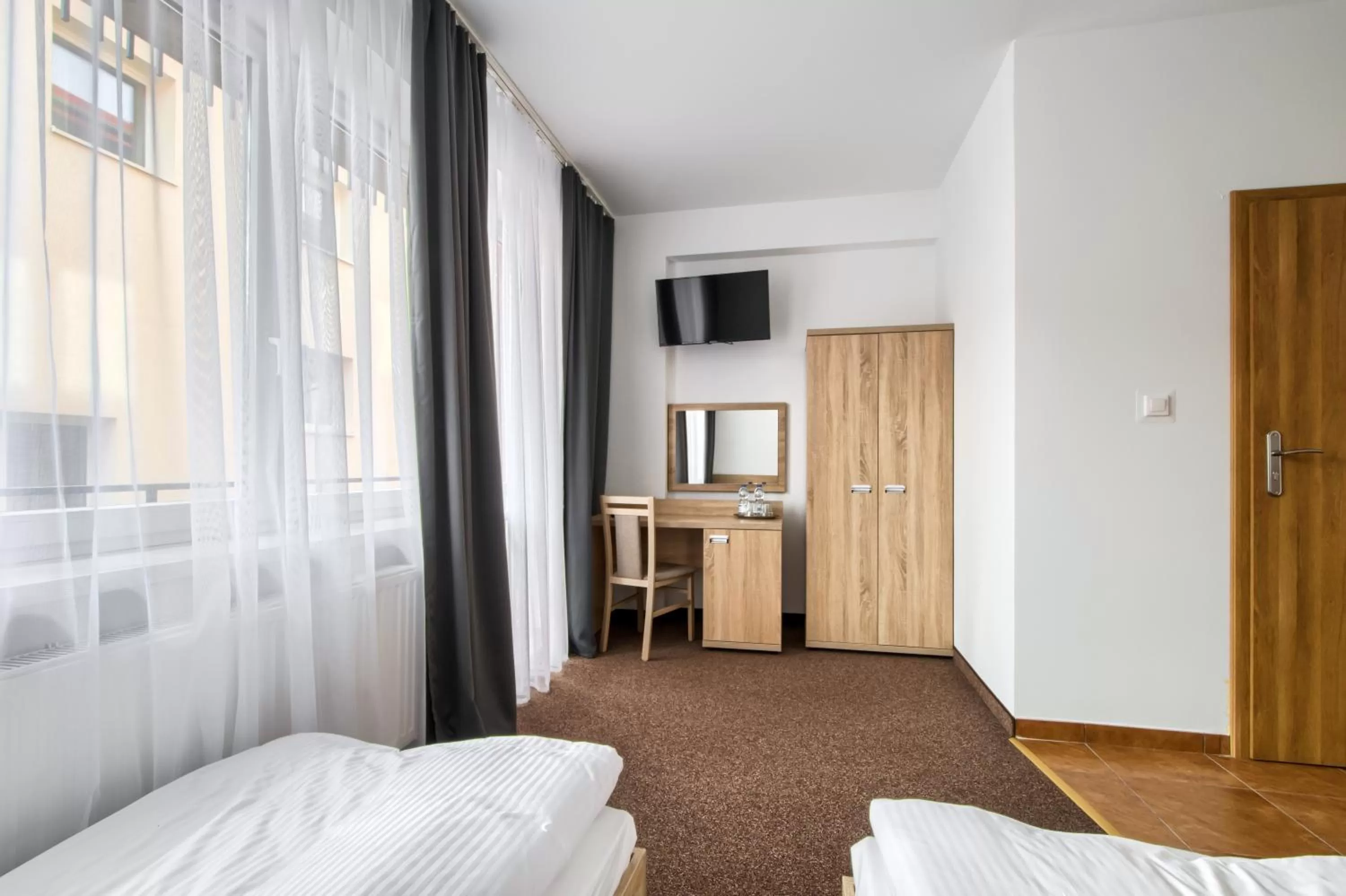 TV and multimedia, Bed in Patra