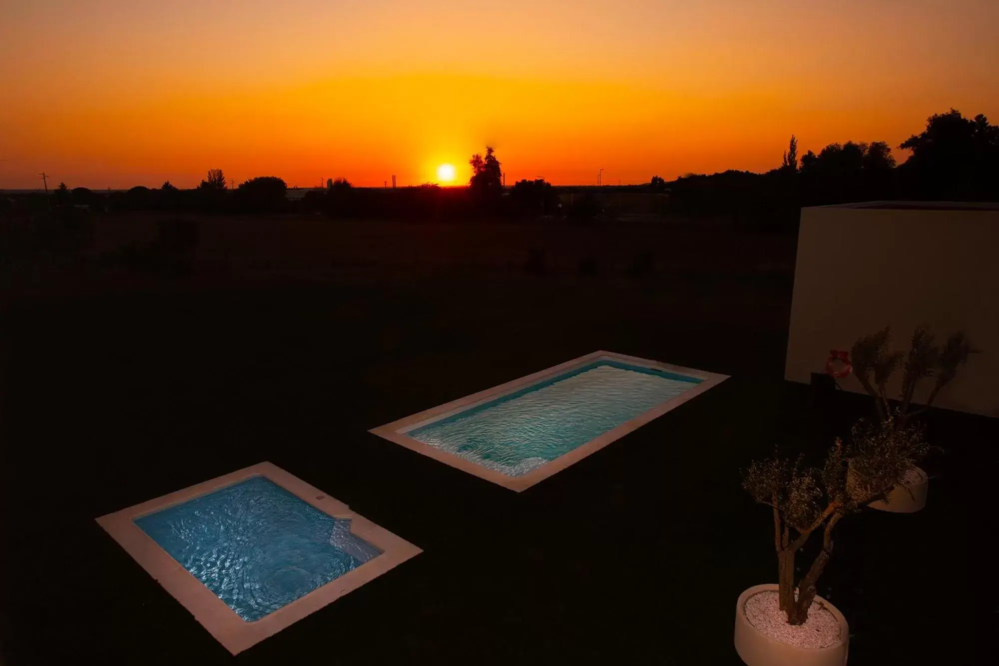 Activities, Pool View in Estremoz Hotel