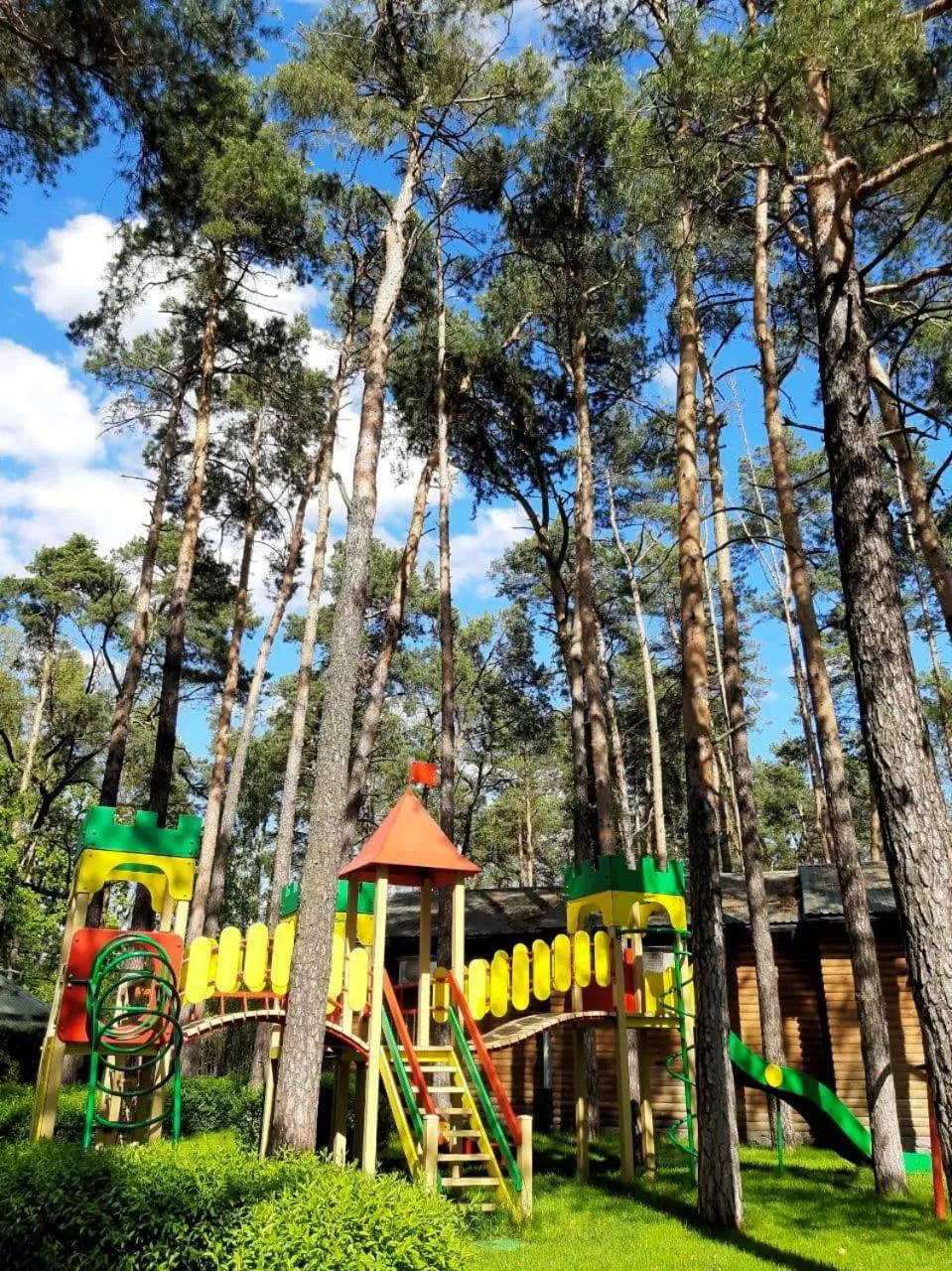 Communal lounge/ TV room in ONOVO Dendra Hotel