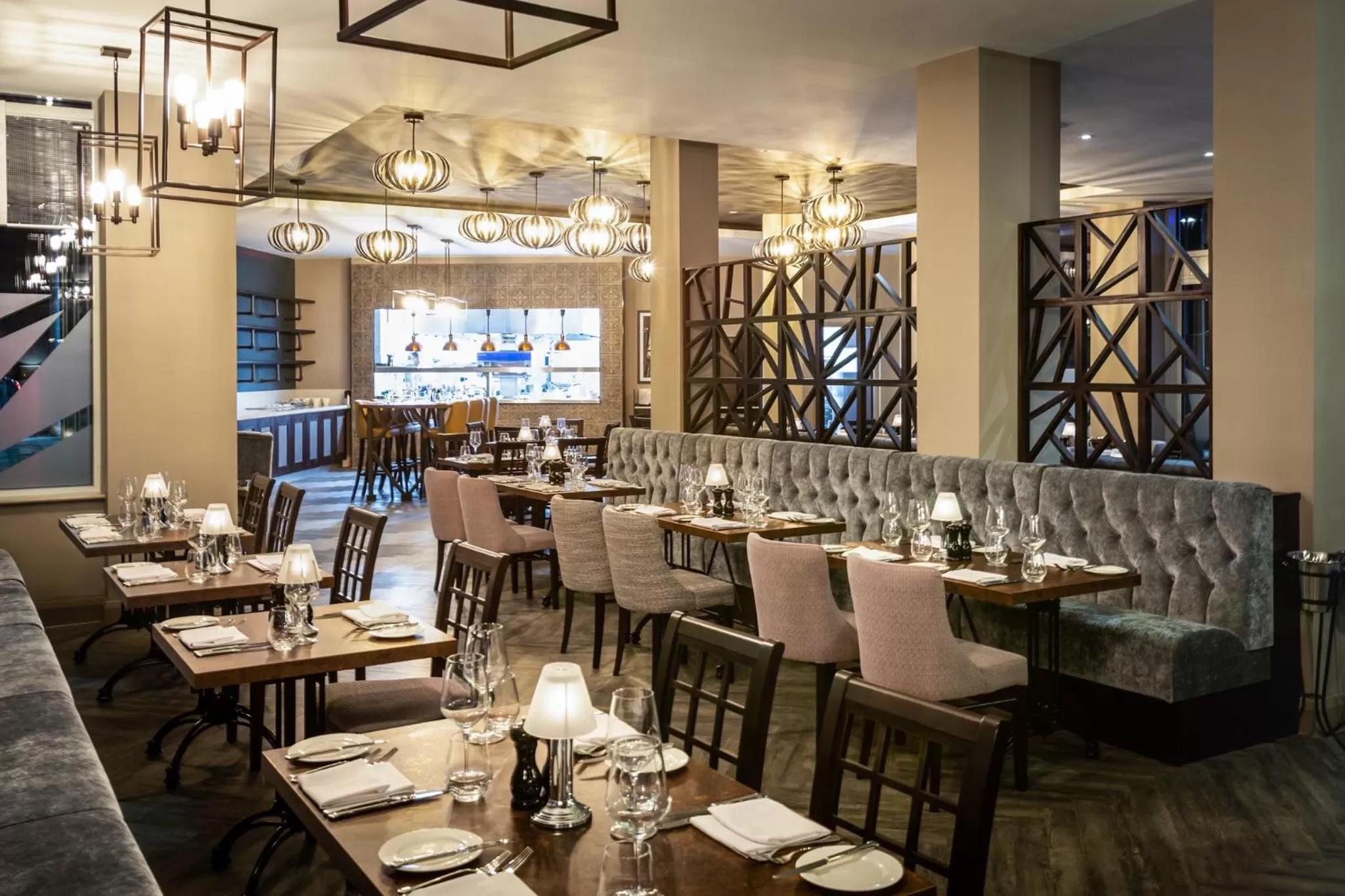 Restaurant/places to eat in Mercure Bridgwater