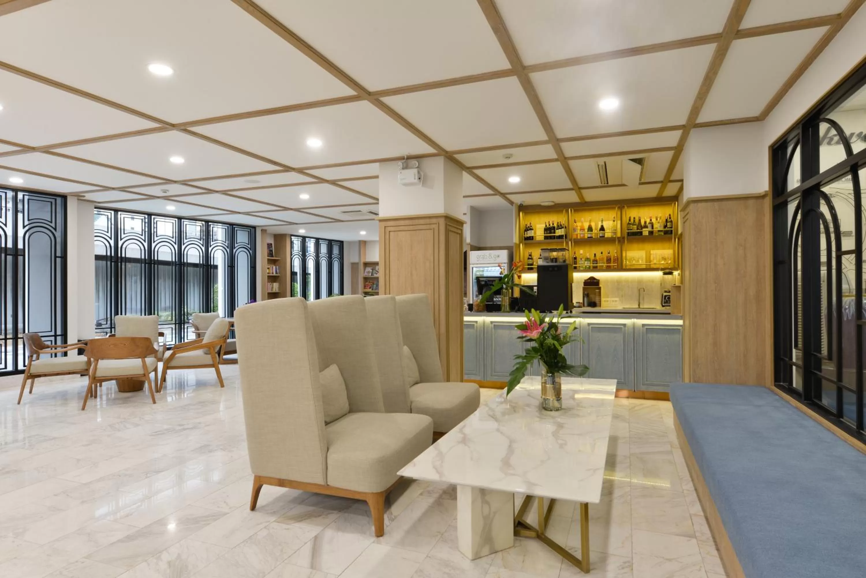 On-site shops in Oakwood Hotel & Residence Bangkok