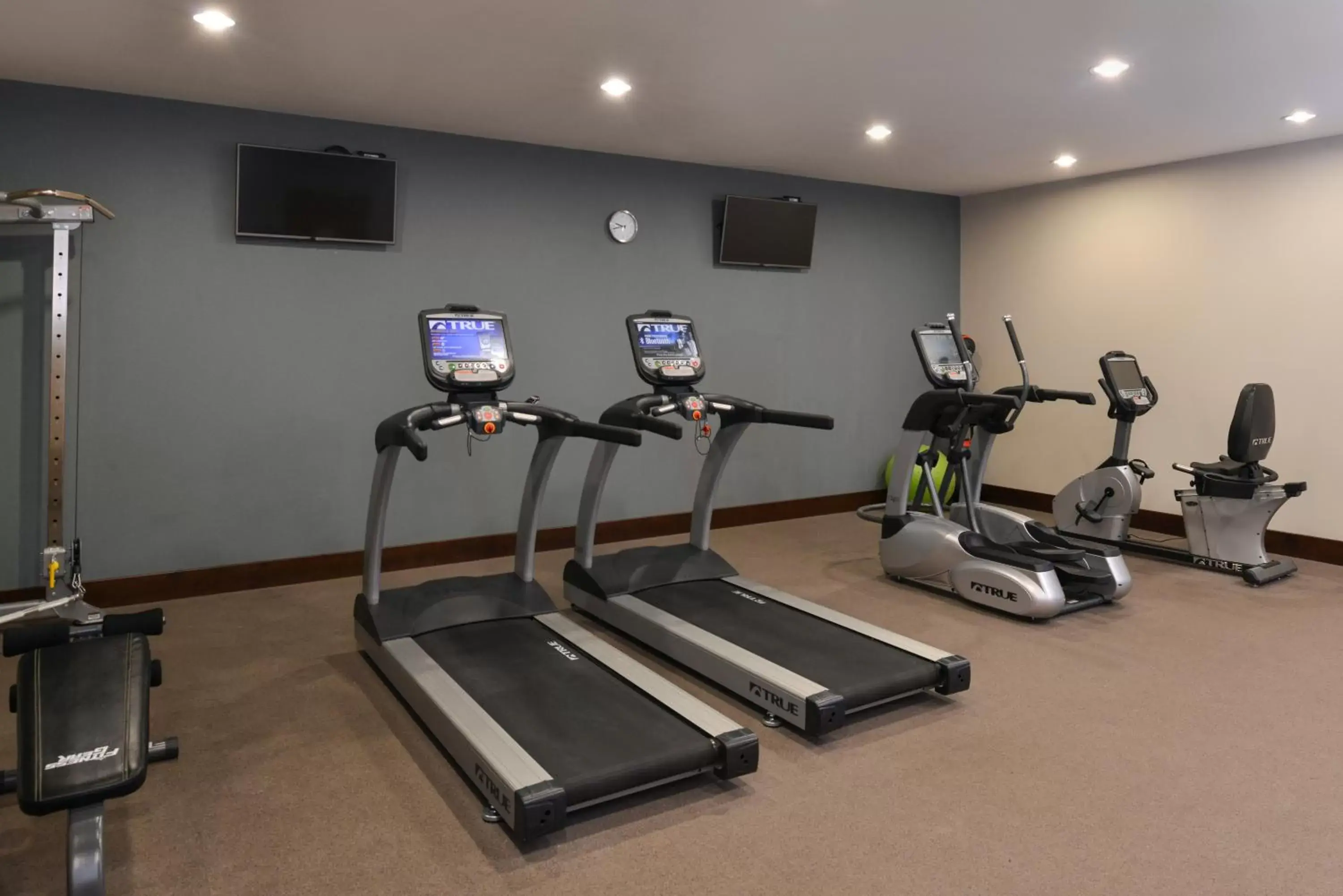 Fitness centre/facilities, Fitness Center/Facilities in Legacy Suites Donaldsonville