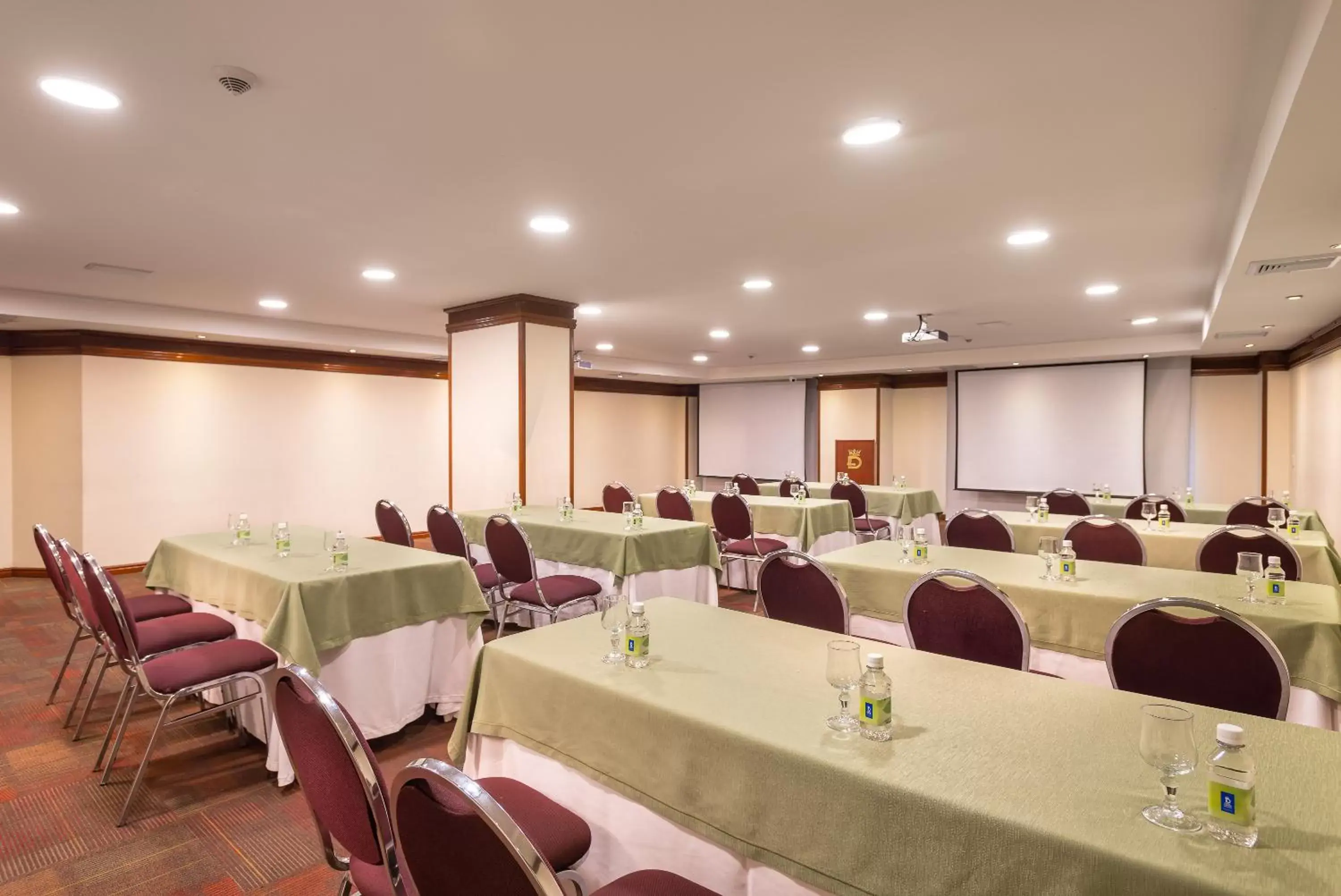 Meeting/conference room in Hotel Dann Carlton Bucaramanga