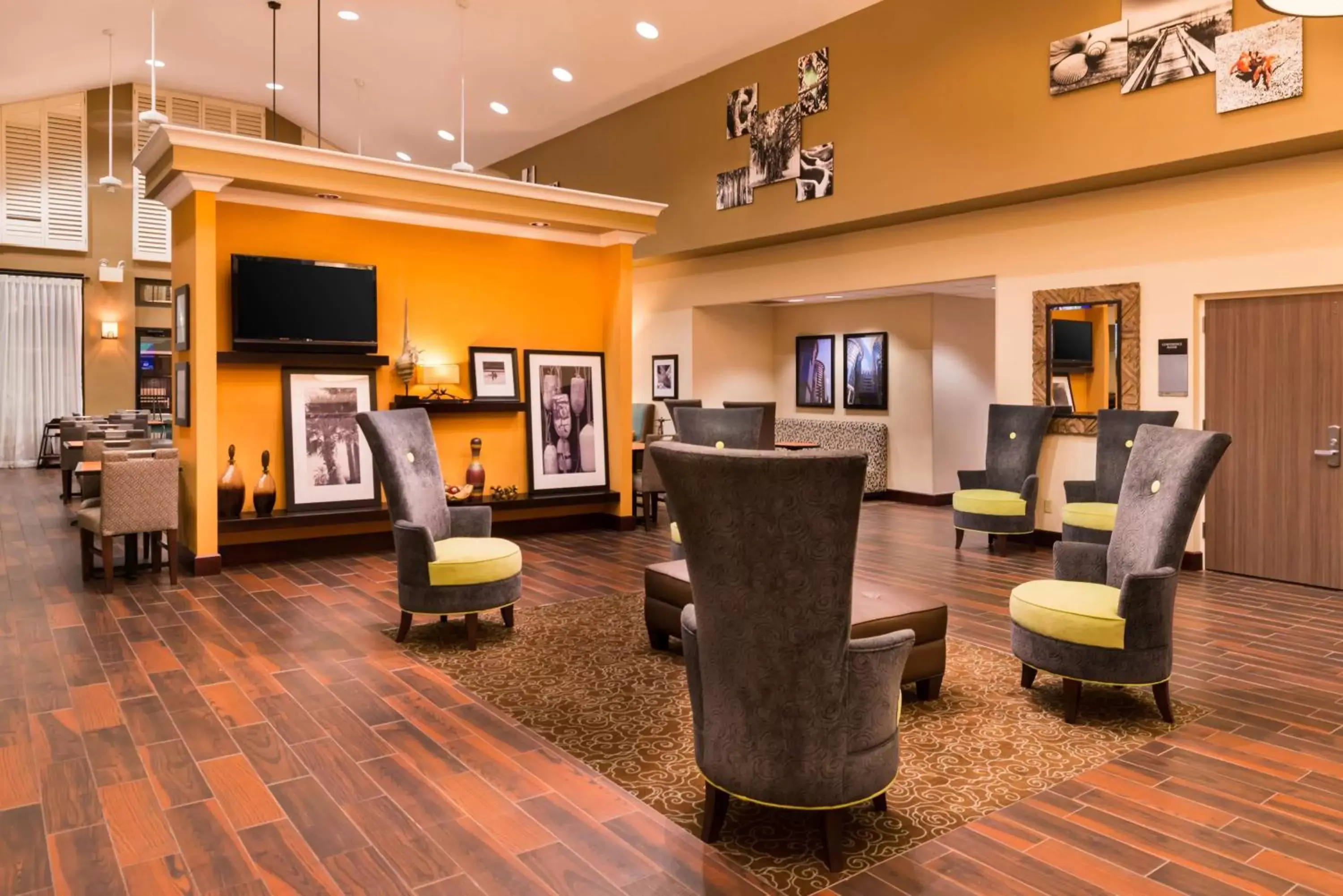 Lobby or reception, Lobby/Reception in Hampton Inn & Suites Orlando-East UCF