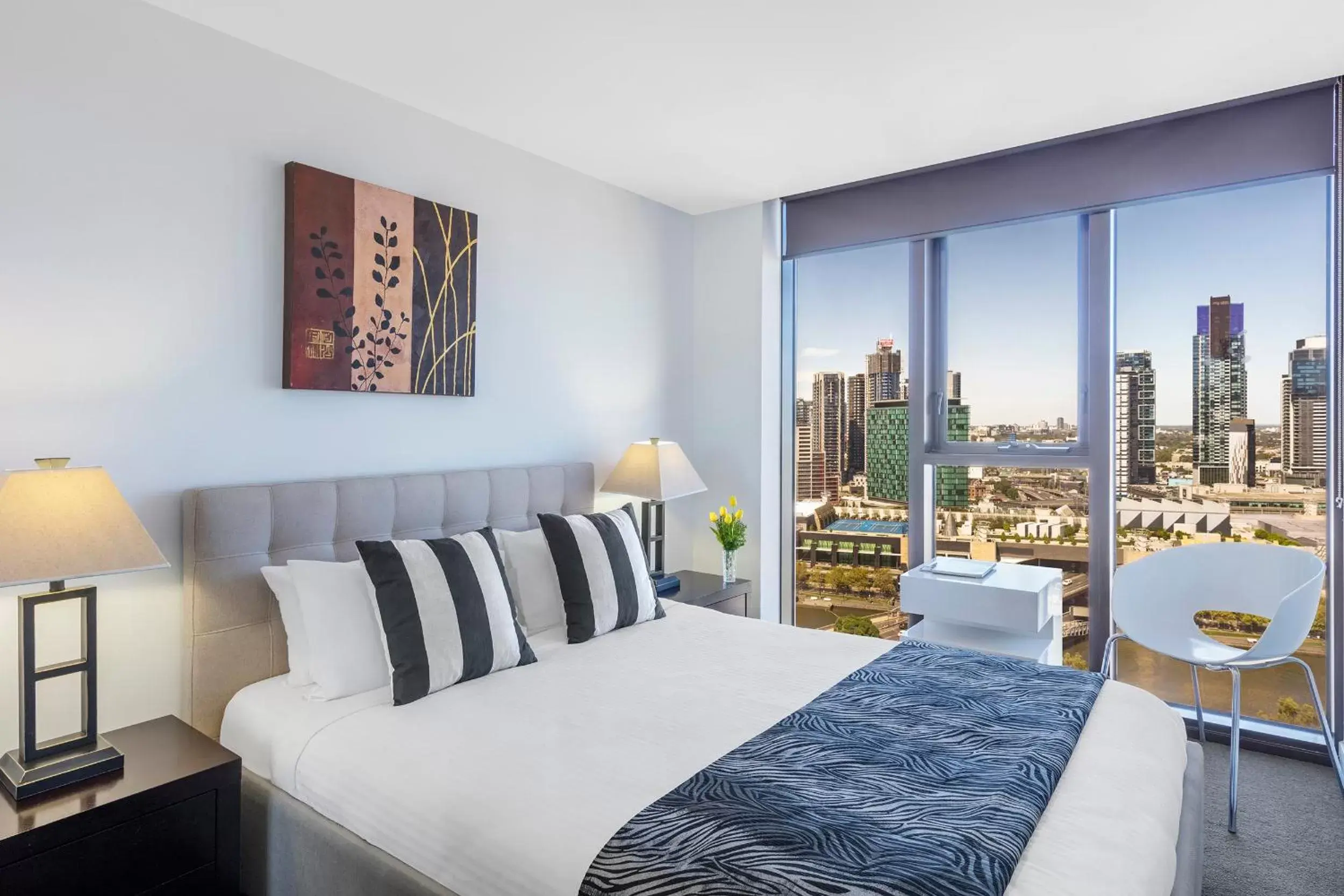 Bedroom, Bed in Aura on Flinders Serviced Apartments