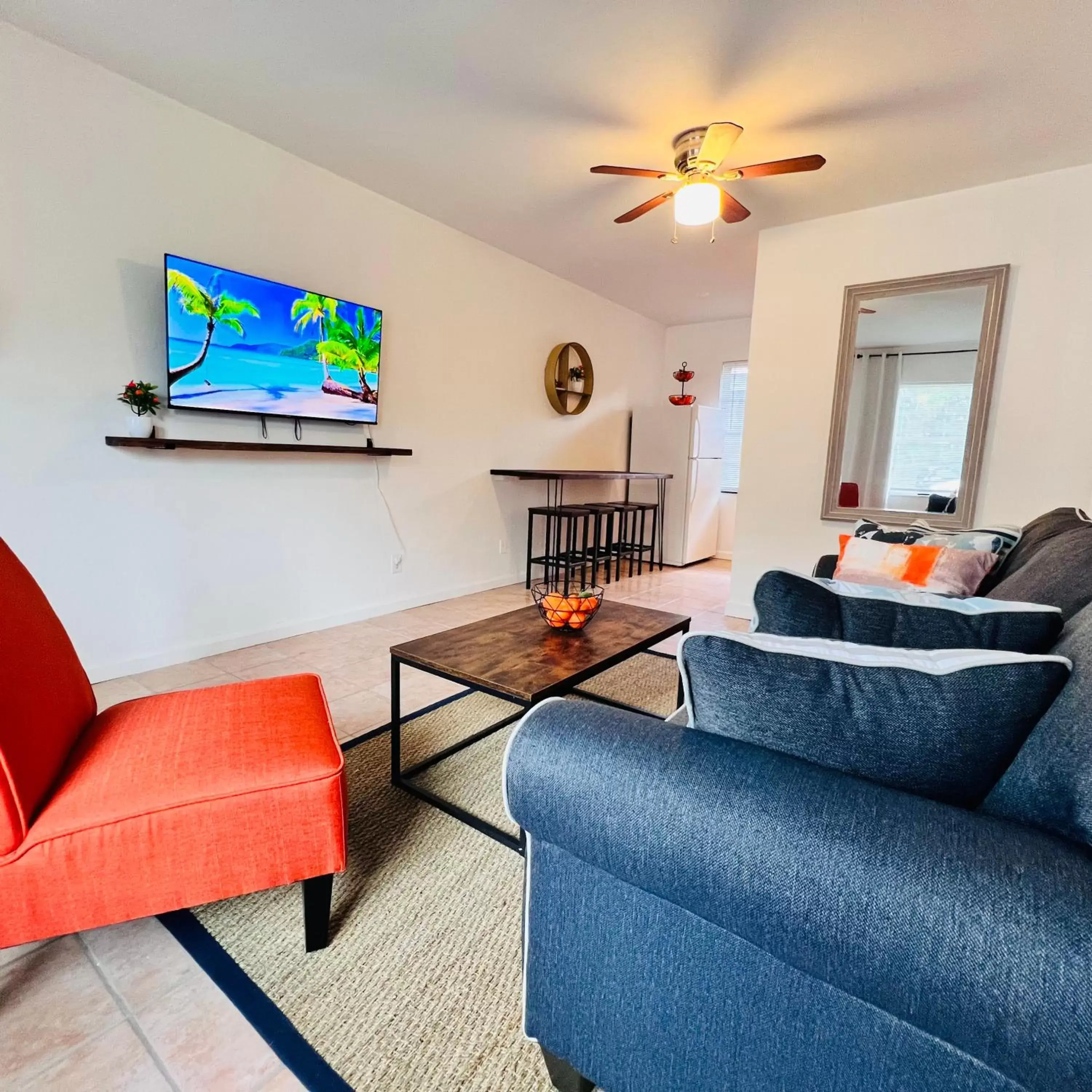 TV and multimedia, Seating Area in Coco Bay Vacation Condos