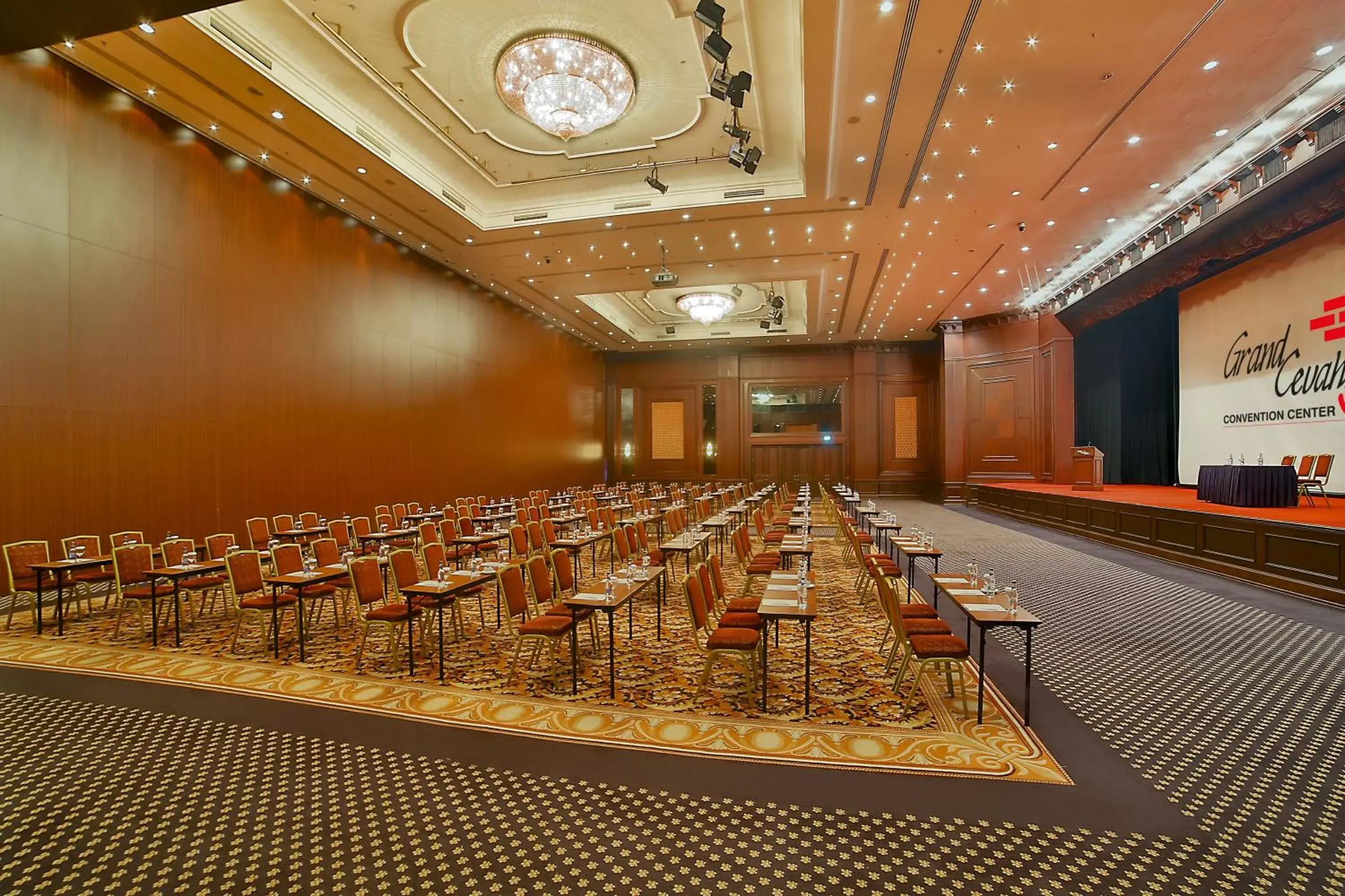 Banquet/Function facilities in Grand Cevahir Hotel Convention Center