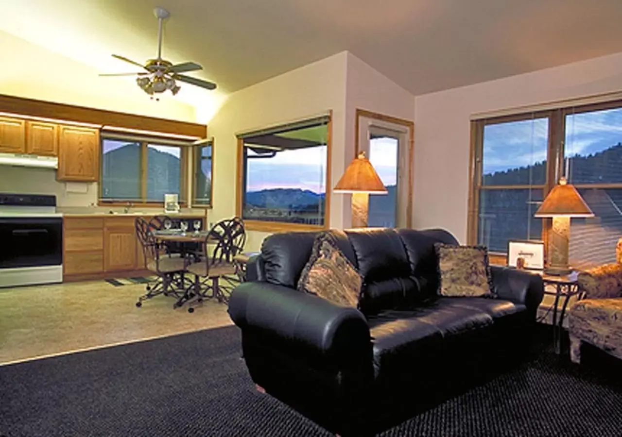 Seating Area in Wildwood Inn