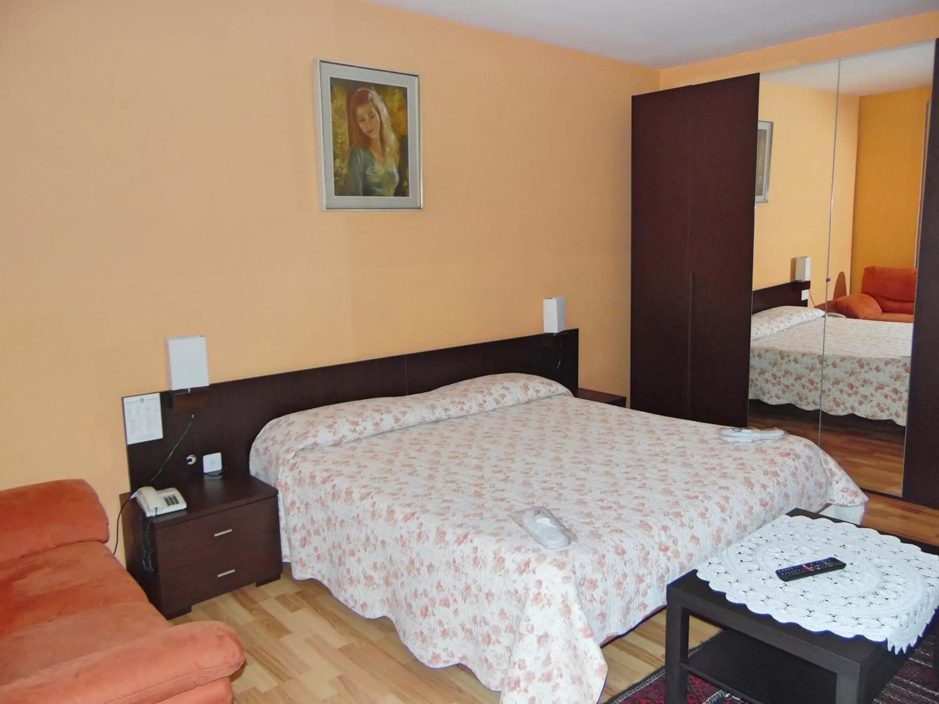 Bed in Hotel Nassa Garni