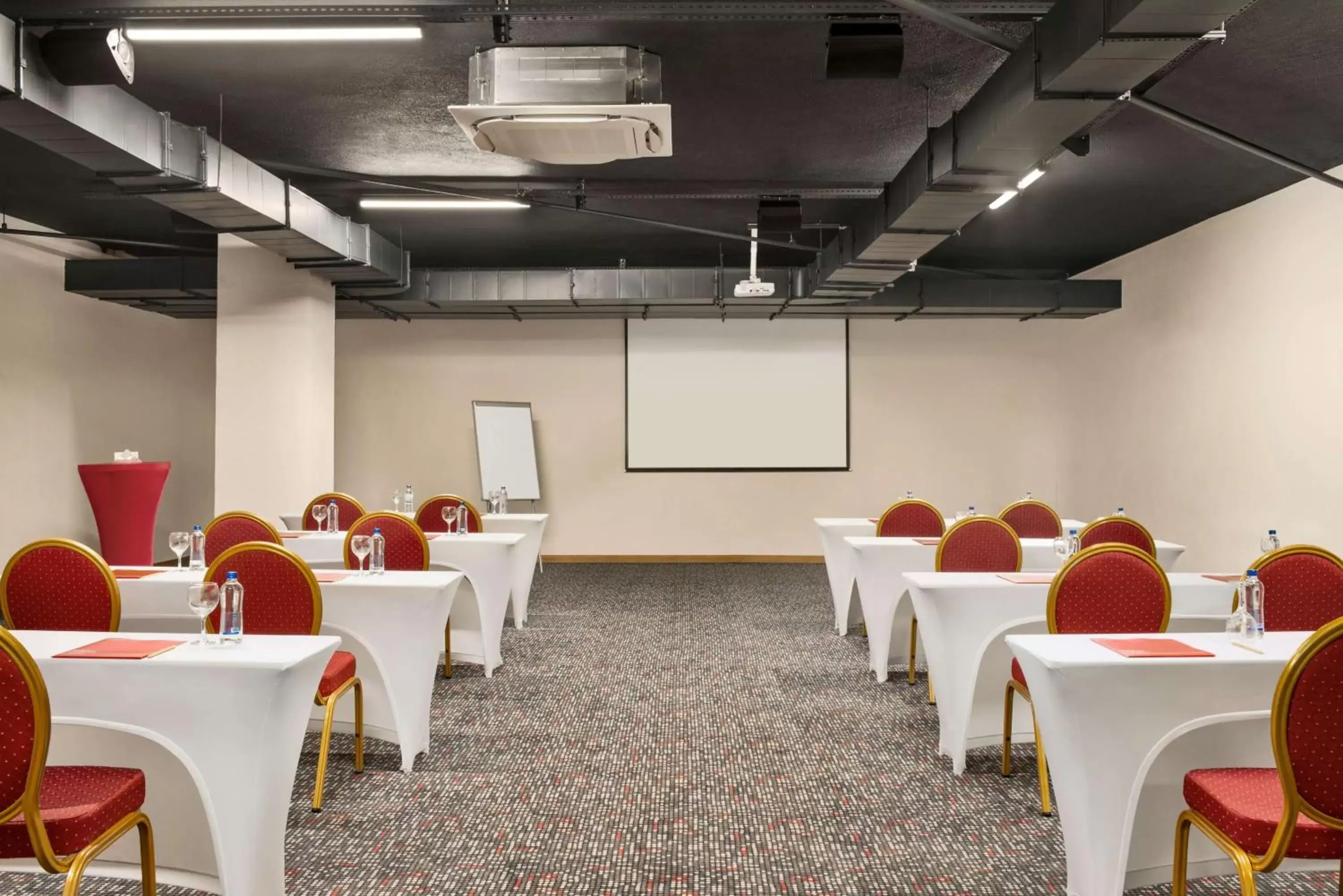 Meeting/conference room in Ramada Plaza by Wyndham Ordu