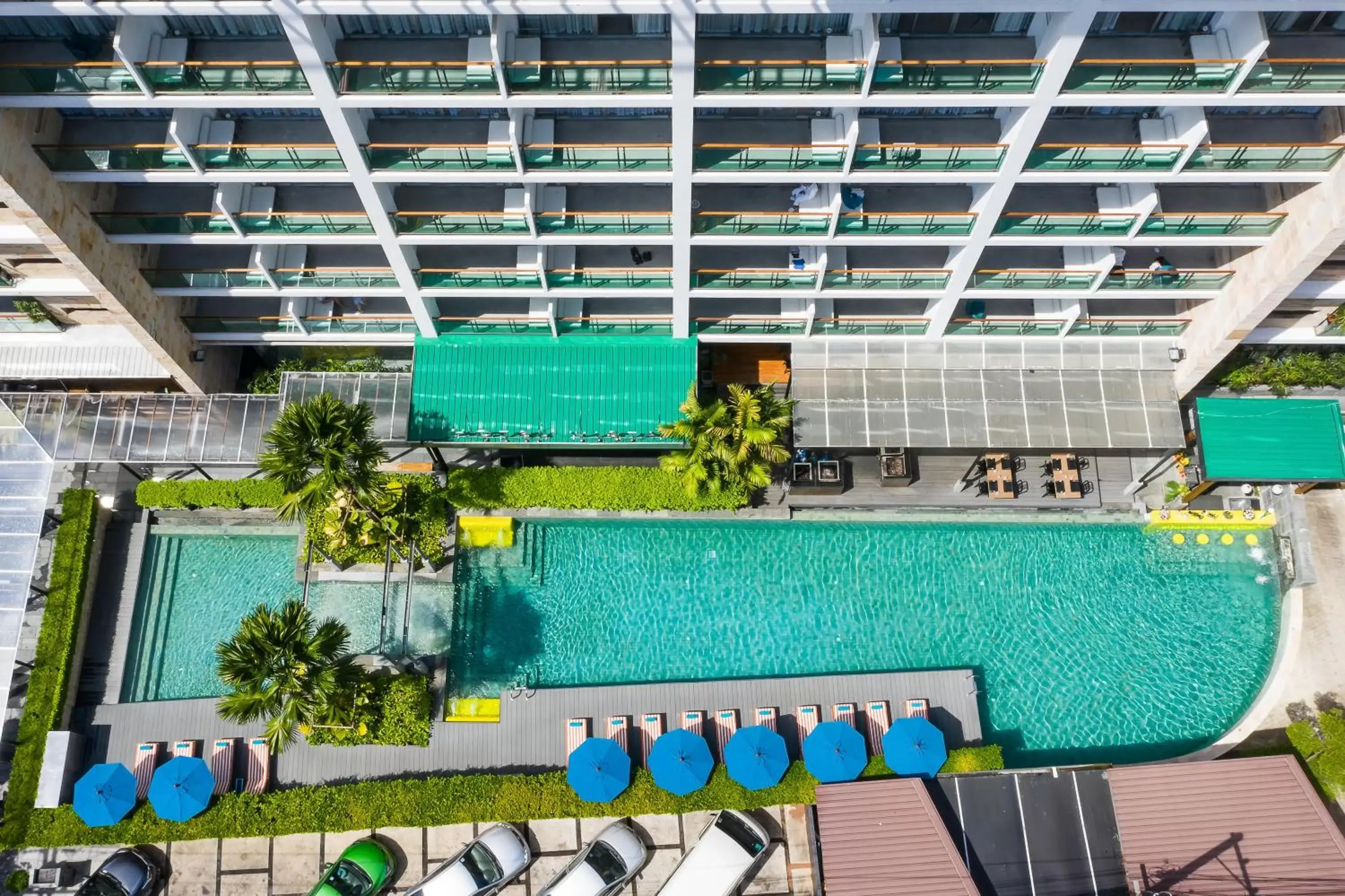 Pool View in Hotel Vista