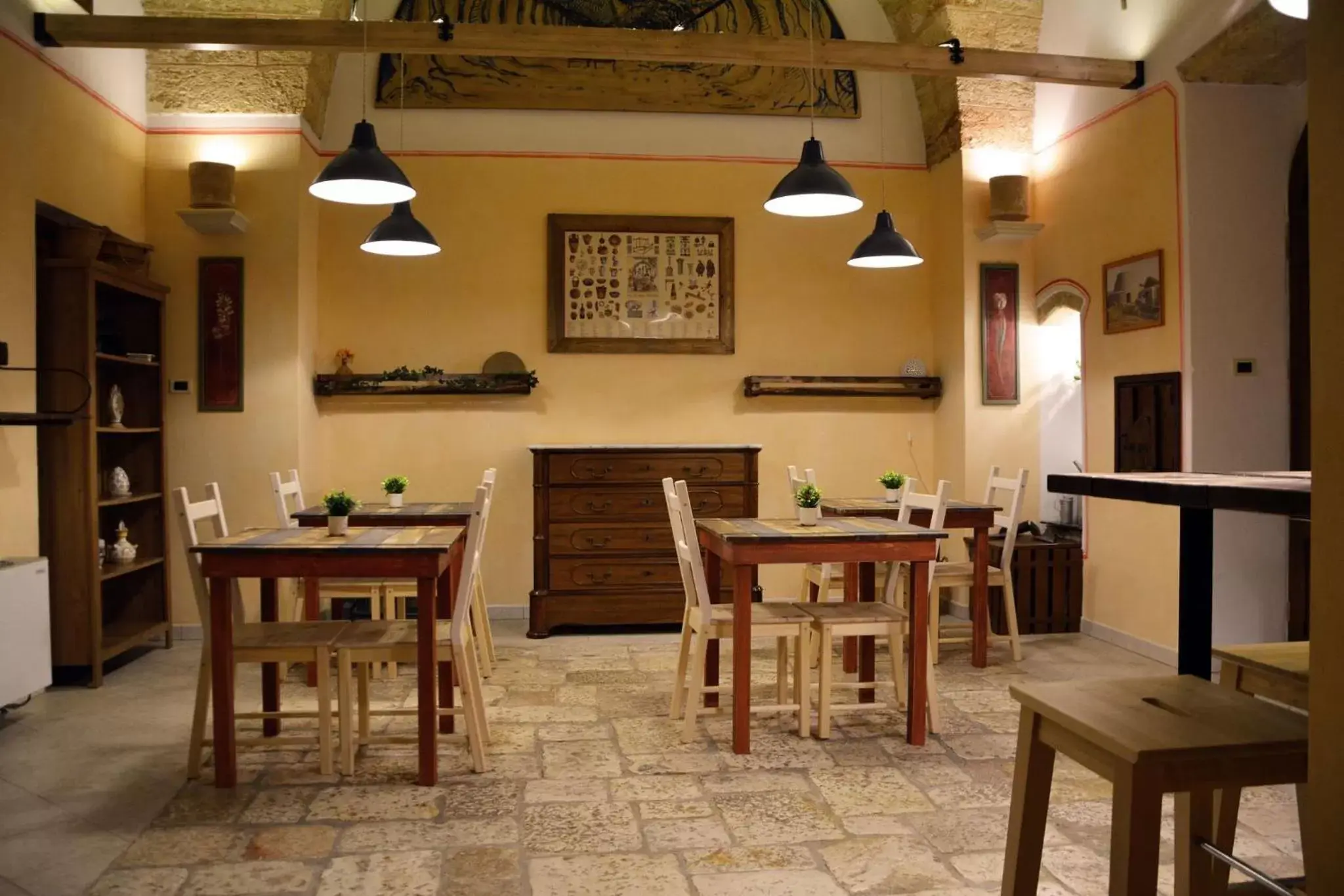 Restaurant/Places to Eat in B&B Palazzo la Traja