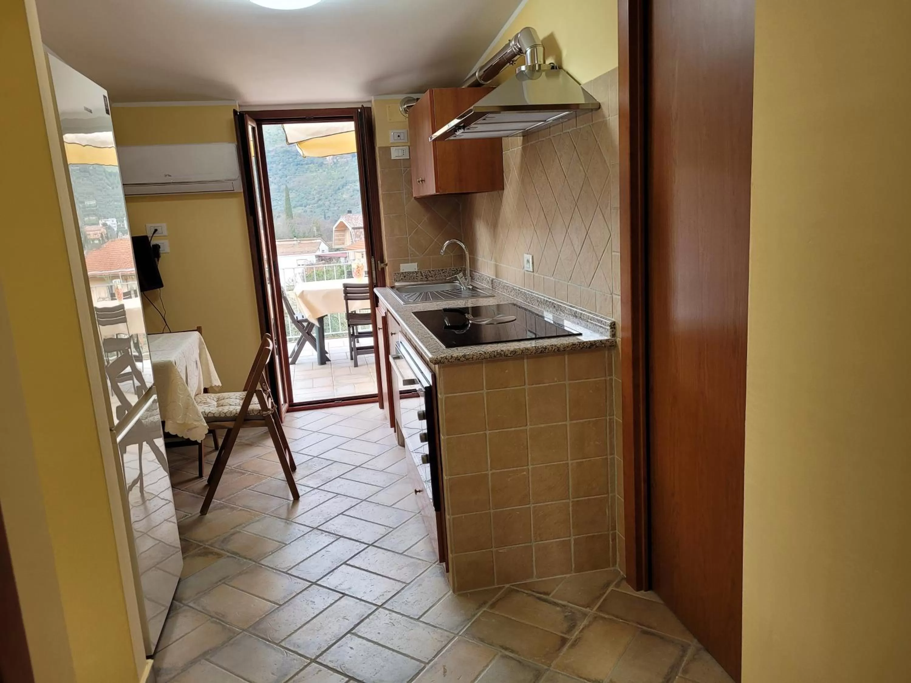 Alloggio turistico Magnifico Alessandro Valle Bernardo 04025 Lenola nei pressi di Fondi LT