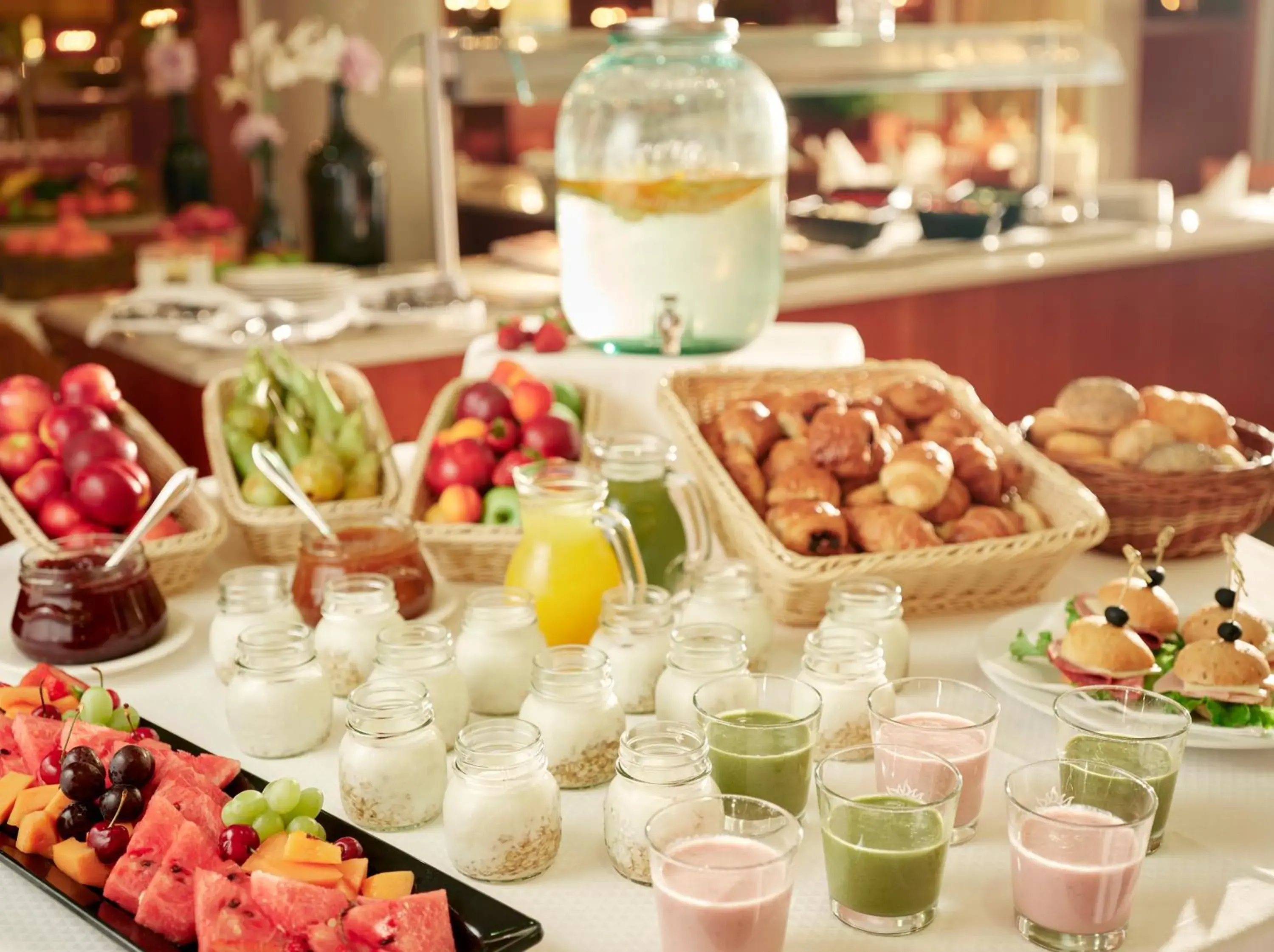 Breakfast in Grand Hotel Portoroz 4* superior – Terme & Wellness LifeClass Breakfast in Grand Hotel Portoroz 4* superior – Terme & Wellness LifeClass