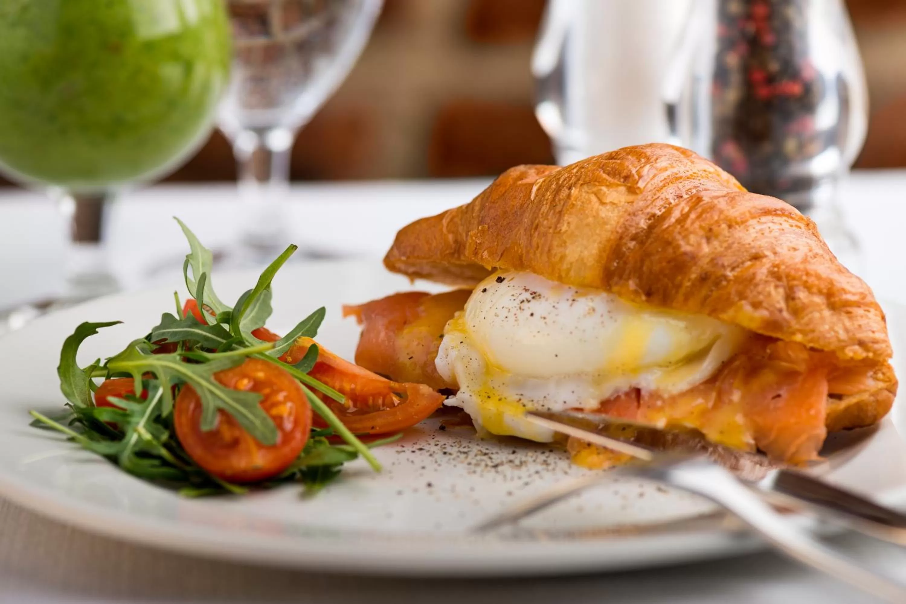 Breakfast in Aparthotel Stare Miasto