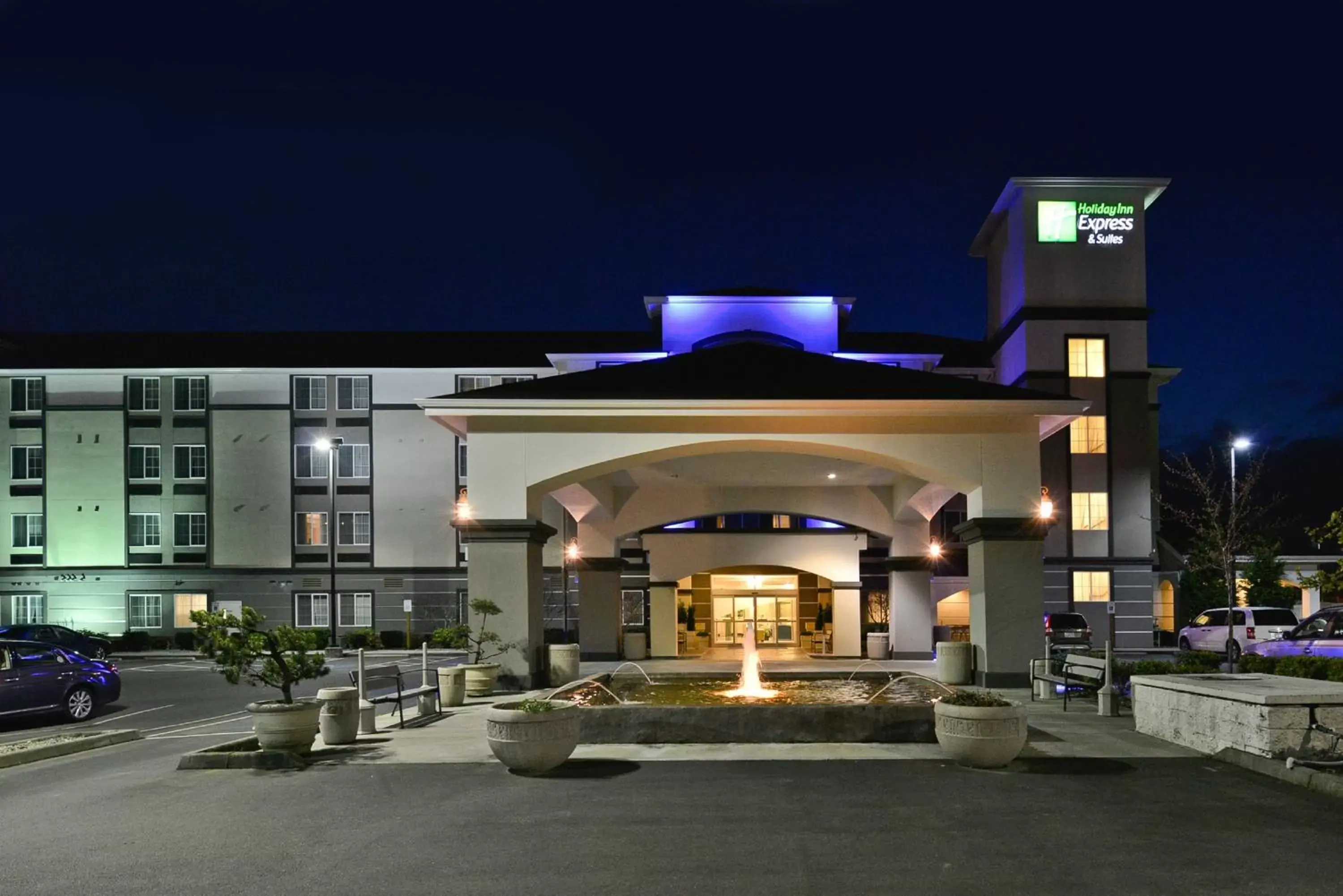 Property Building in Holiday Inn Express Hotel & Suites Tacoma South - Lakewood, an IHG Hotel