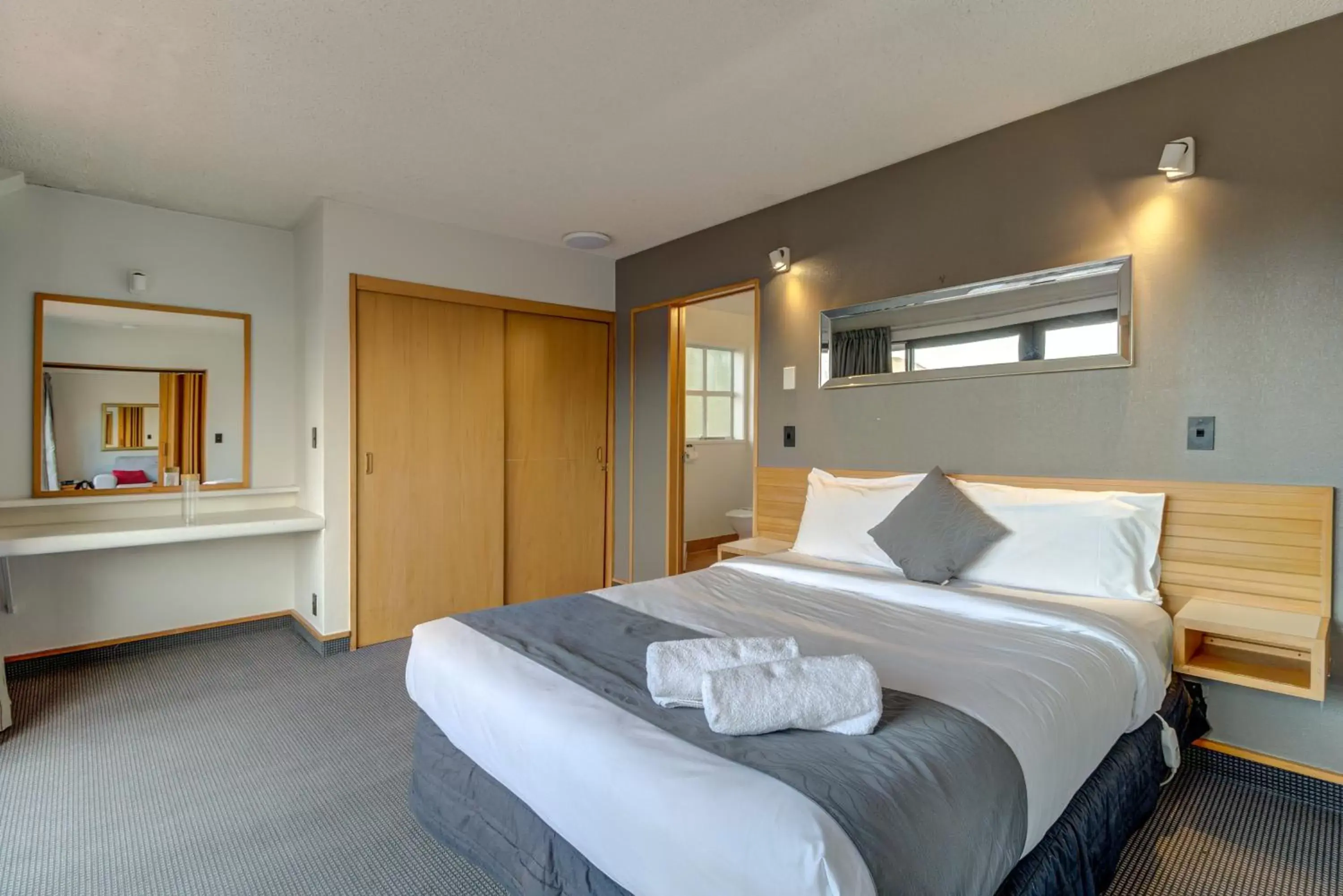 Bedroom, Bed in The Lofts Apartments