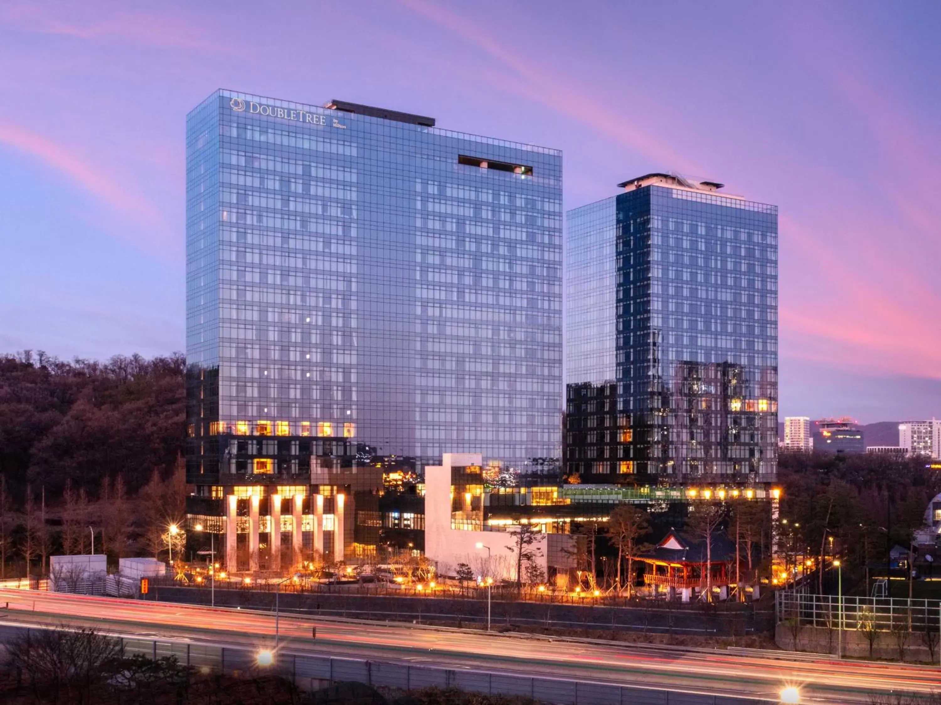 Property Building in DoubleTree By Hilton Seoul Pangyo