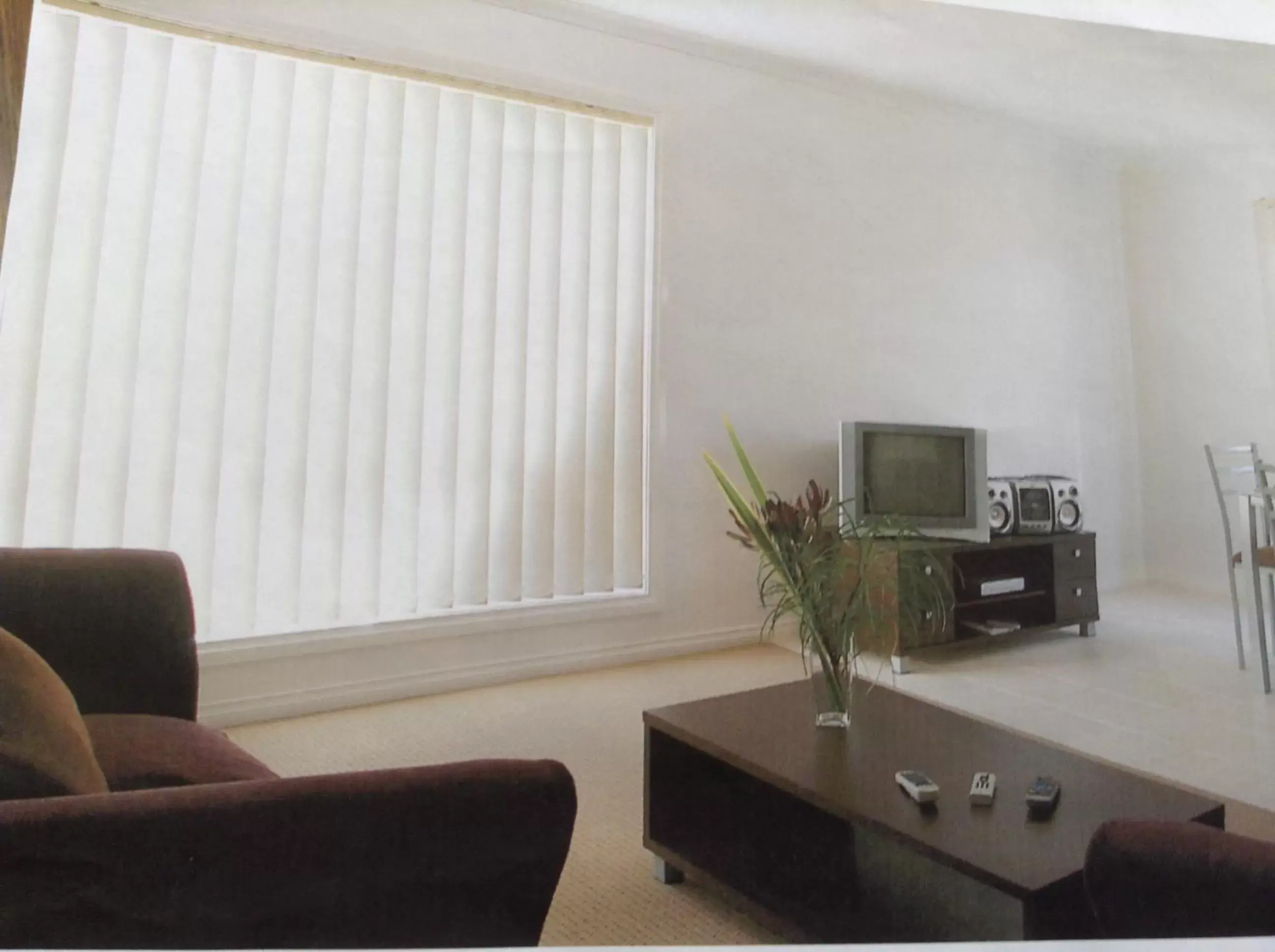 Living room, Seating Area in Melton Motor Inn and Apartments