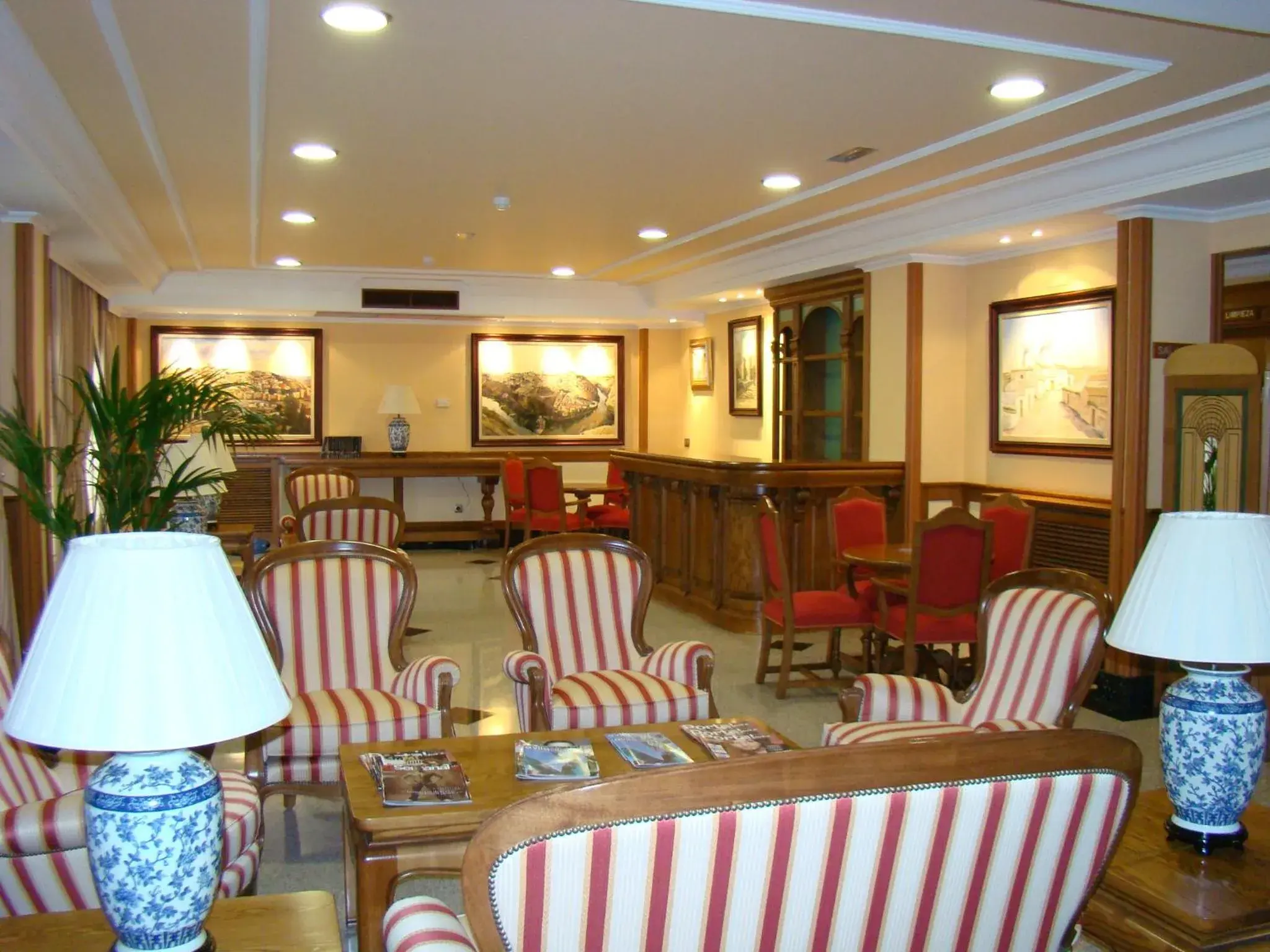 Decorative detail, Lounge/Bar in Hotel II Castillas Ávila