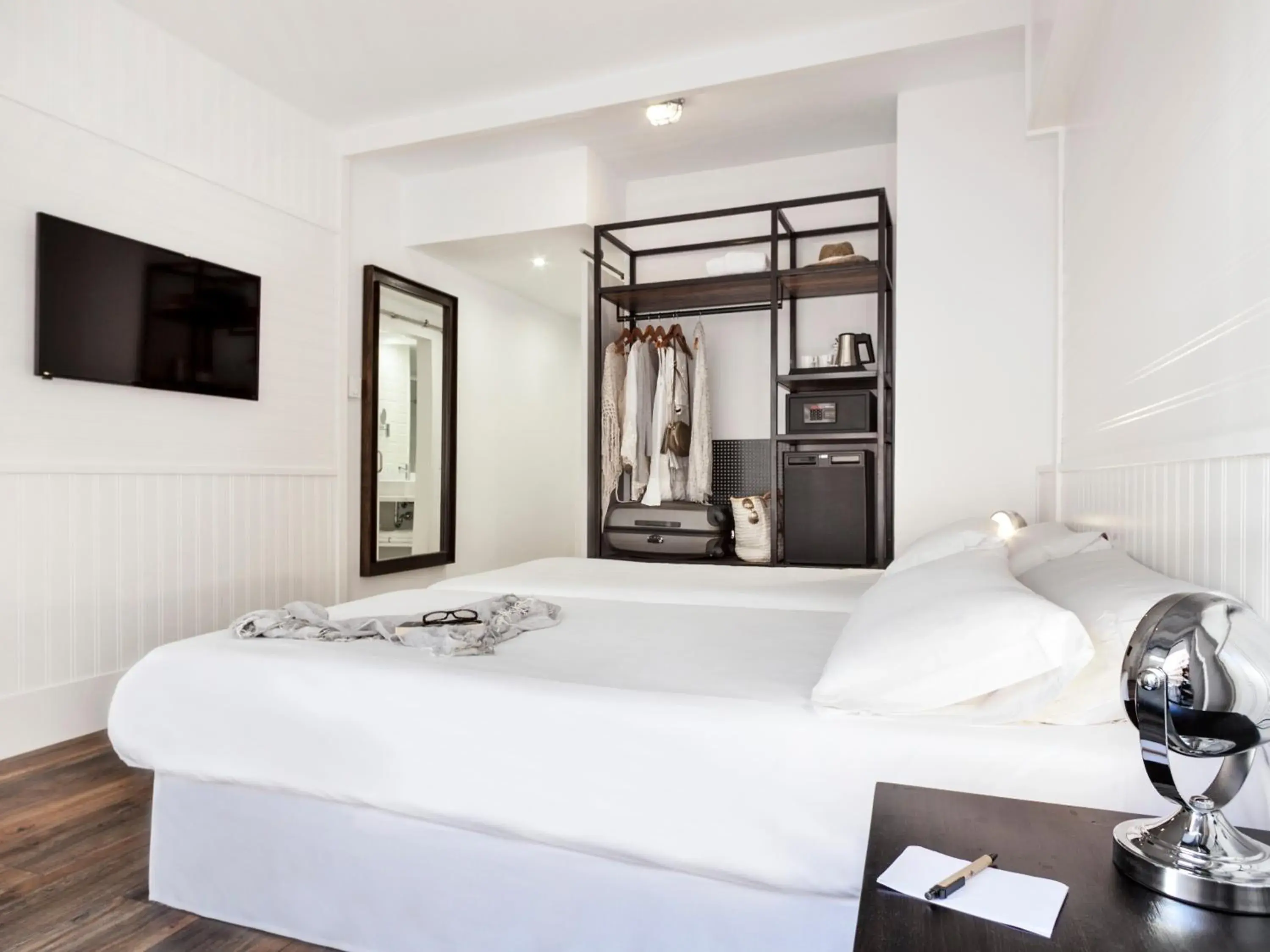 Bedroom, Bed in Delamar 4*Sup-Adults only (18+)