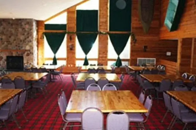 Restaurant/Places to Eat in The Lodge at Crooked Lake