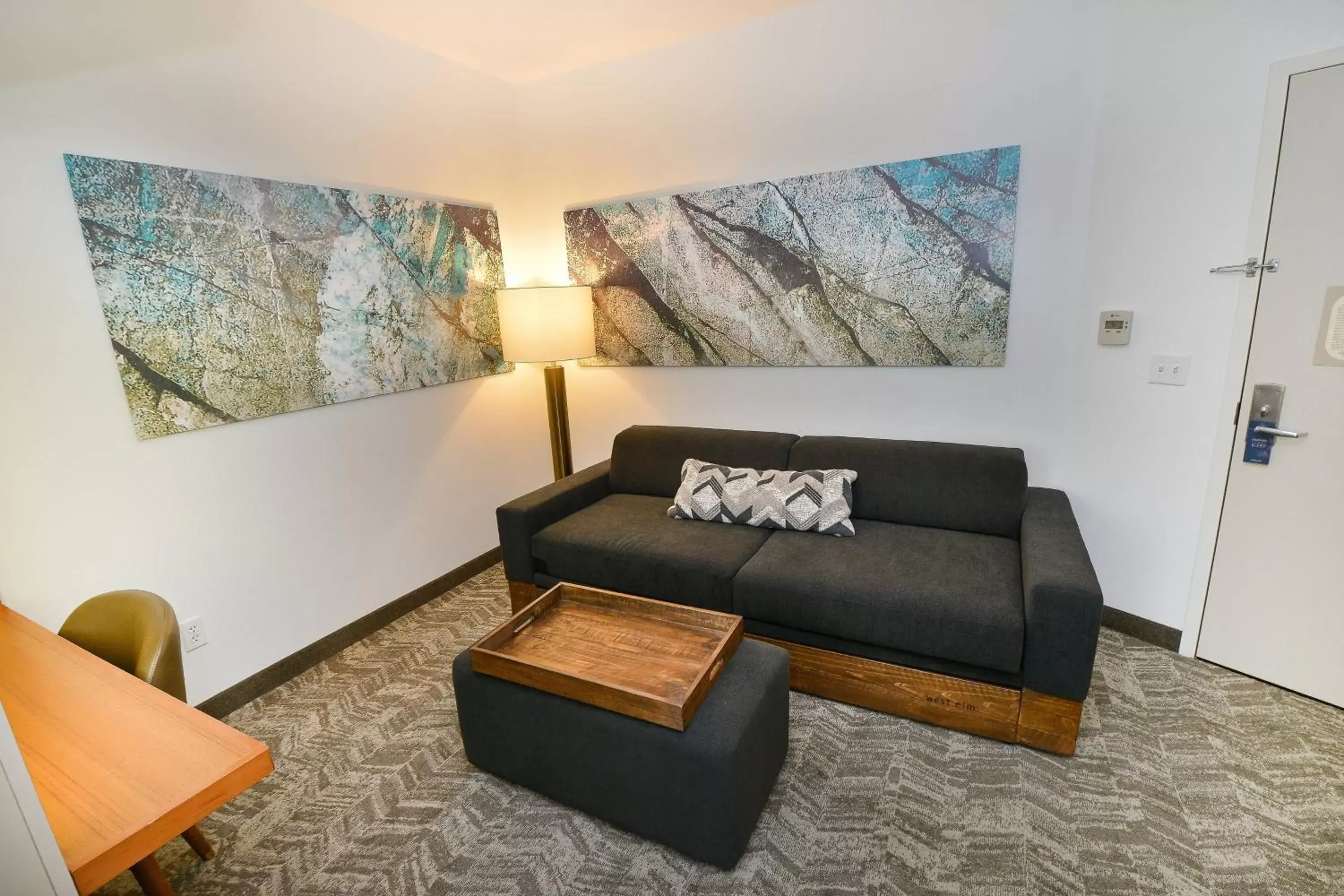 Living room, Seating Area in SpringHill Suites Grand Forks