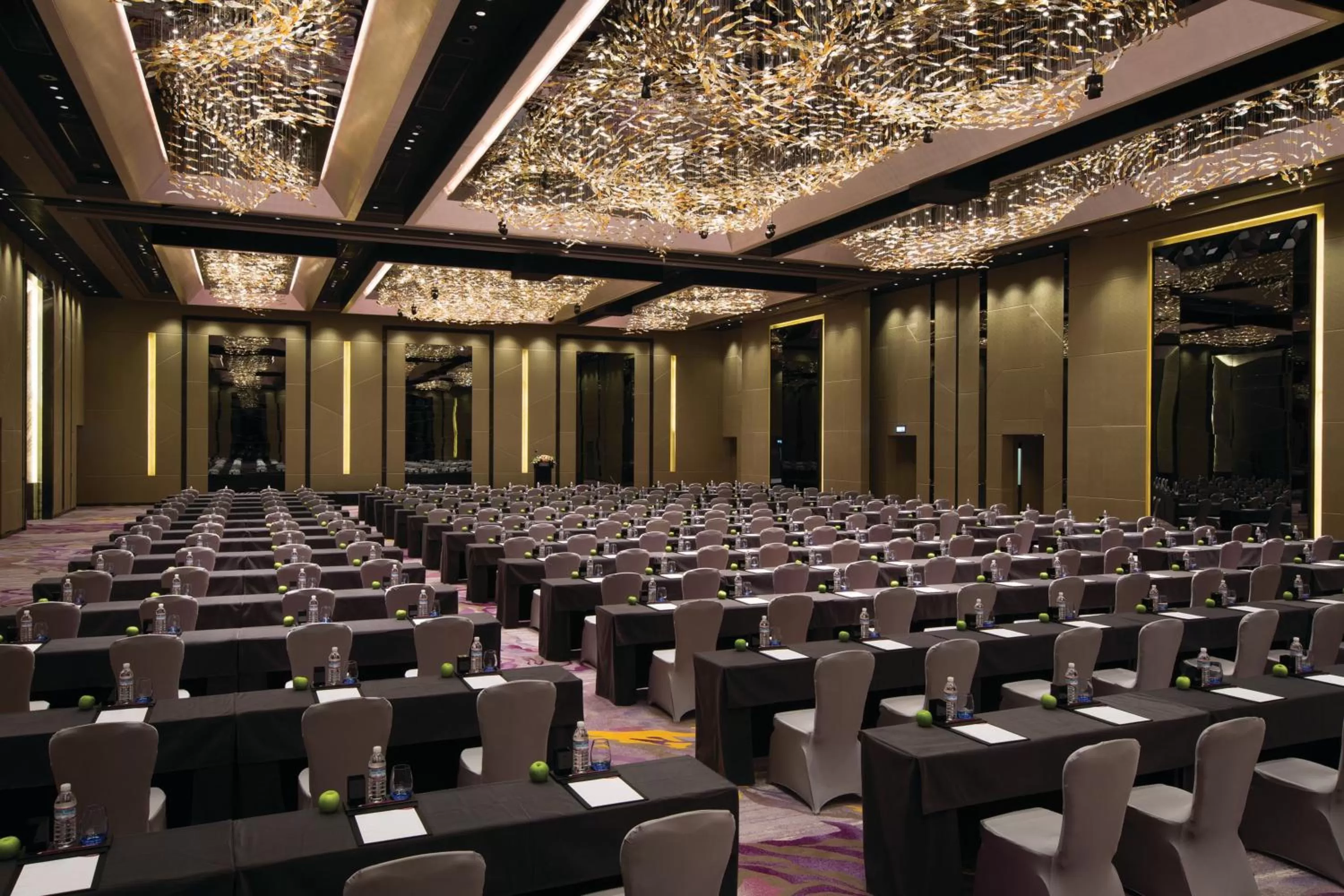 Banquet/Function facilities in Crowne Plaza Hong Kong Kowloon East by IHG