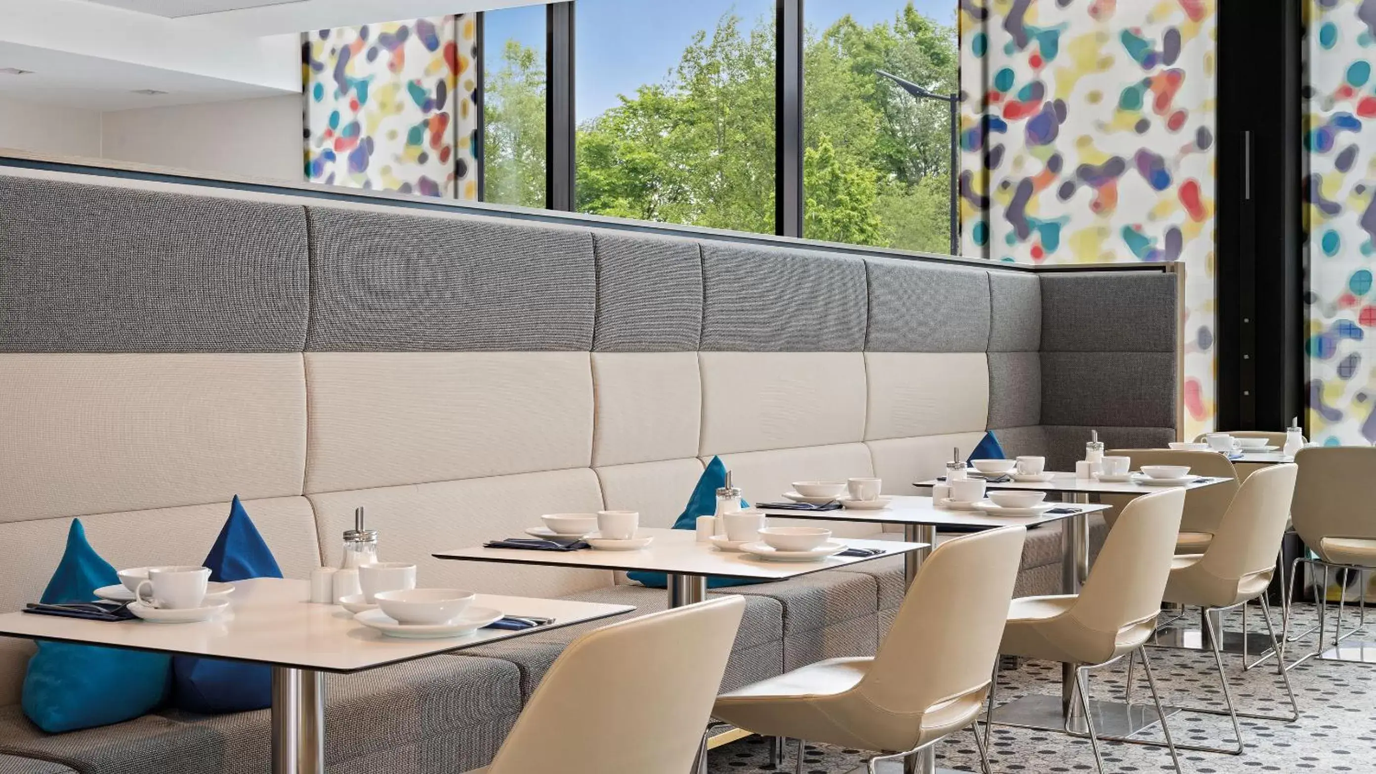 Restaurant/places to eat in Styles Hotel Friedrichshafen Restaurant/places to eat in Styles Hotel Friedrichshafen