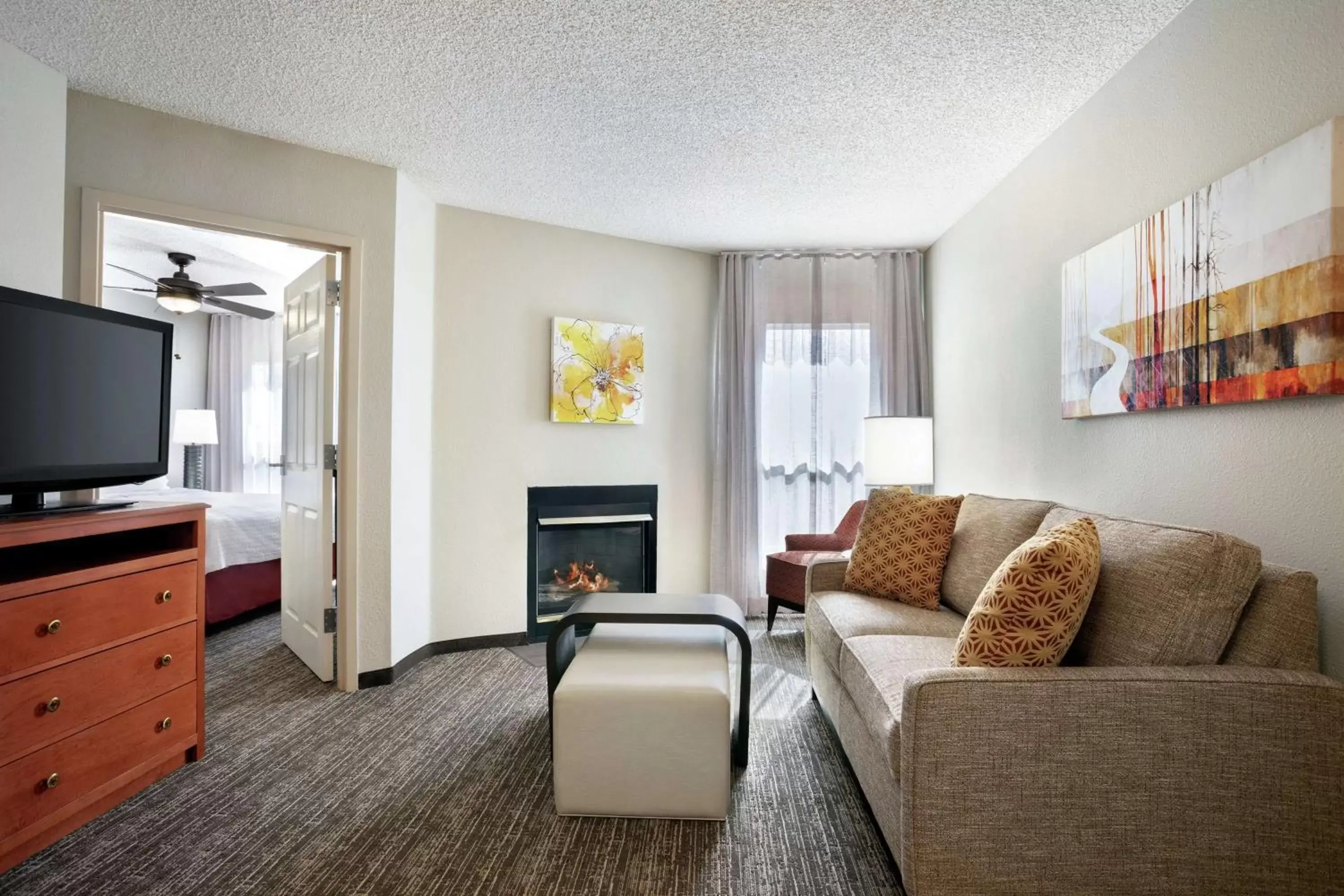 Bedroom, Seating Area in Homewood Suites by Hilton Phoenix-Chandler