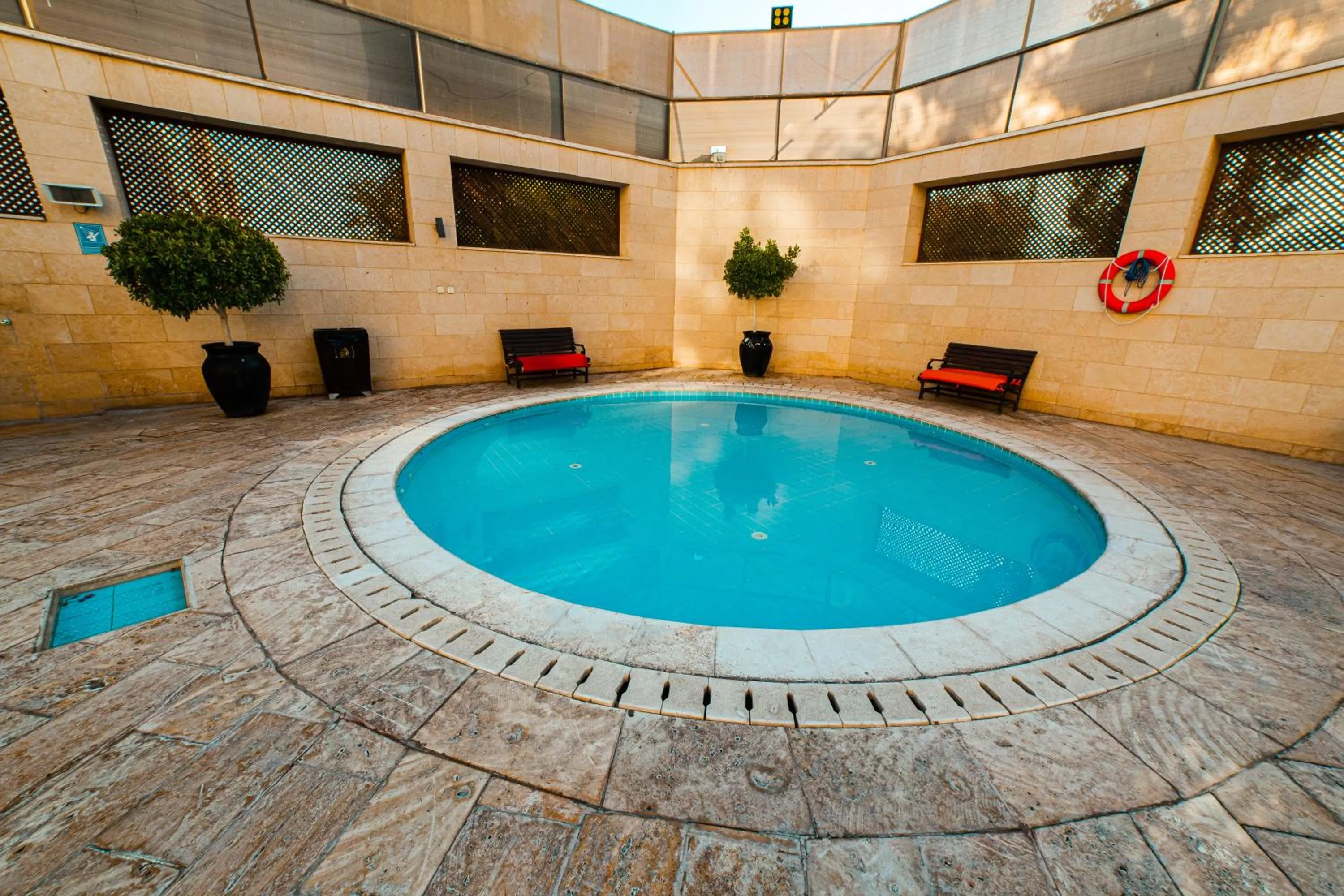 Swimming pool in Oryx Hotel Aqaba