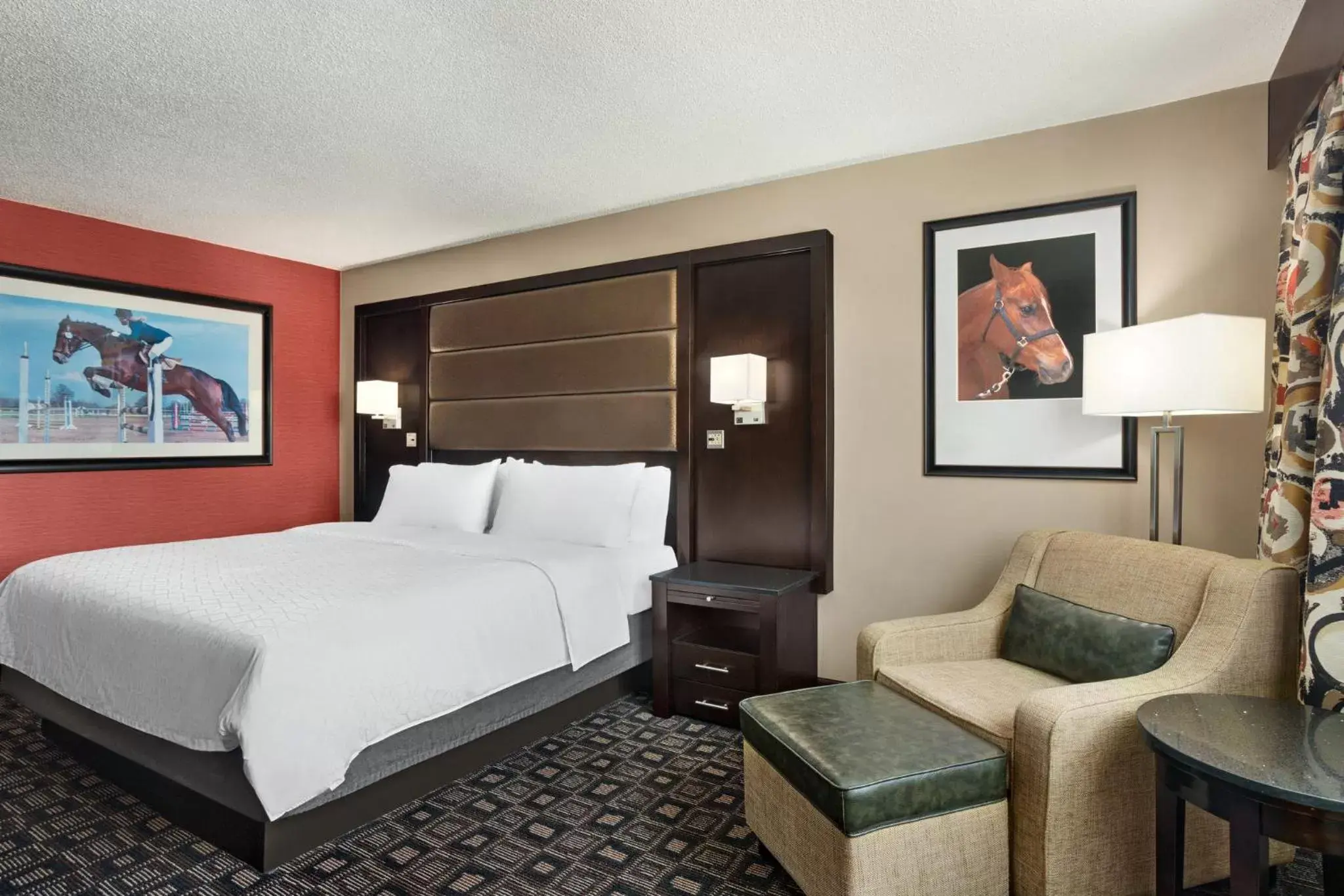 Photo of the whole room, Bed in Holiday Inn Louisville East - Hurstbourne, an IHG Hotel