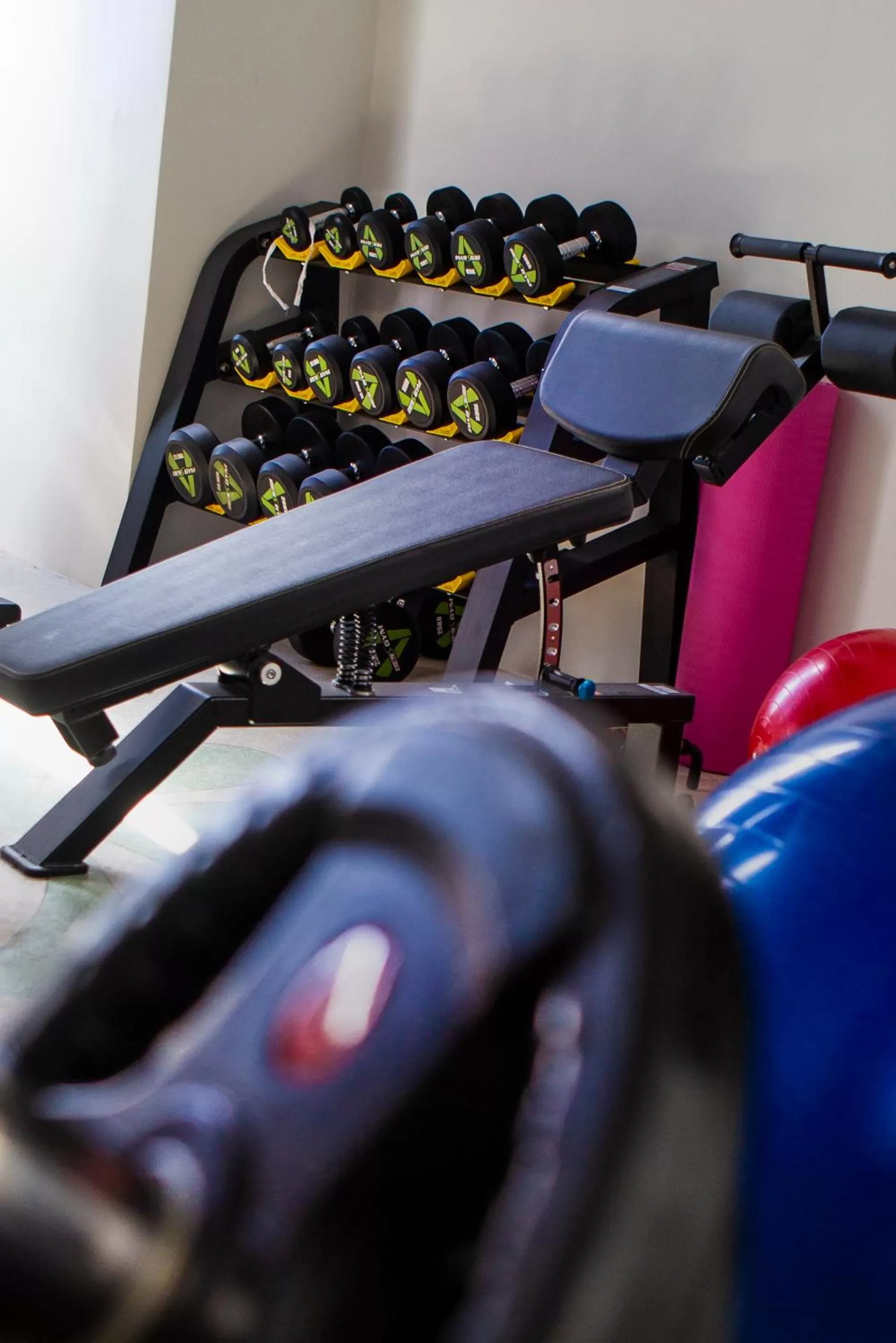 Fitness centre/facilities in HARI Residence & Spa