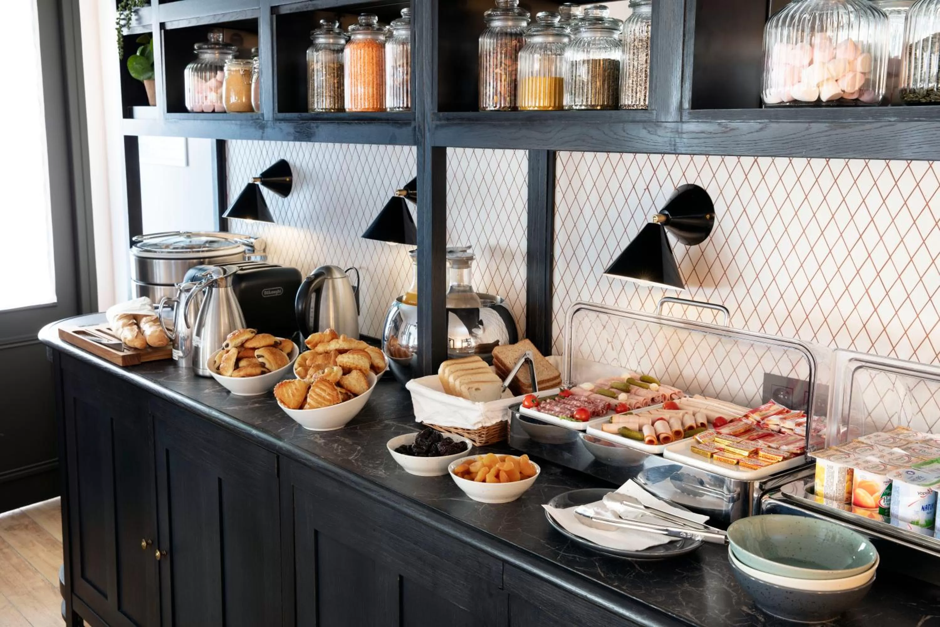 Breakfast in Hotel Bastille Speria