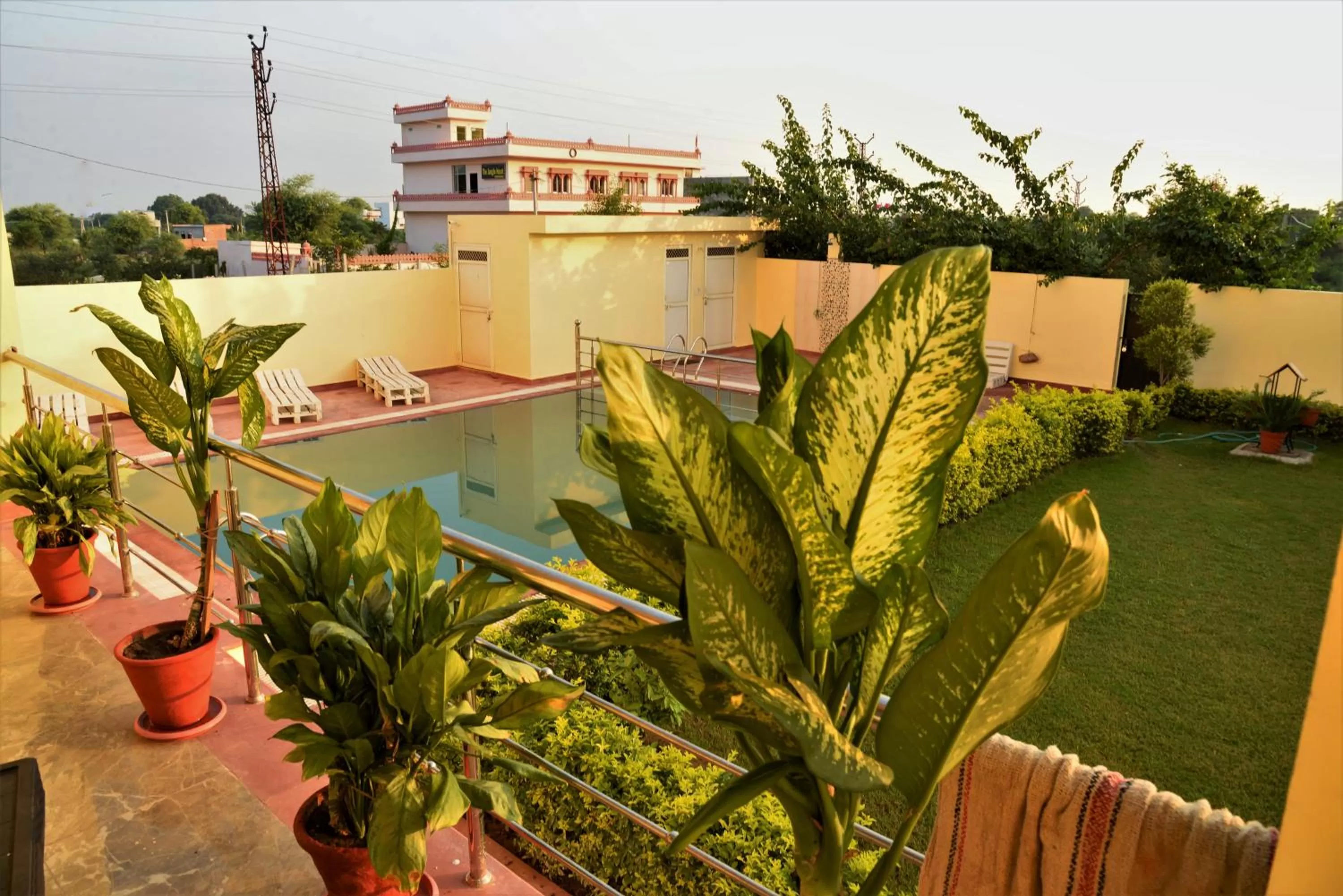 Property building in Omak Tiger Seven