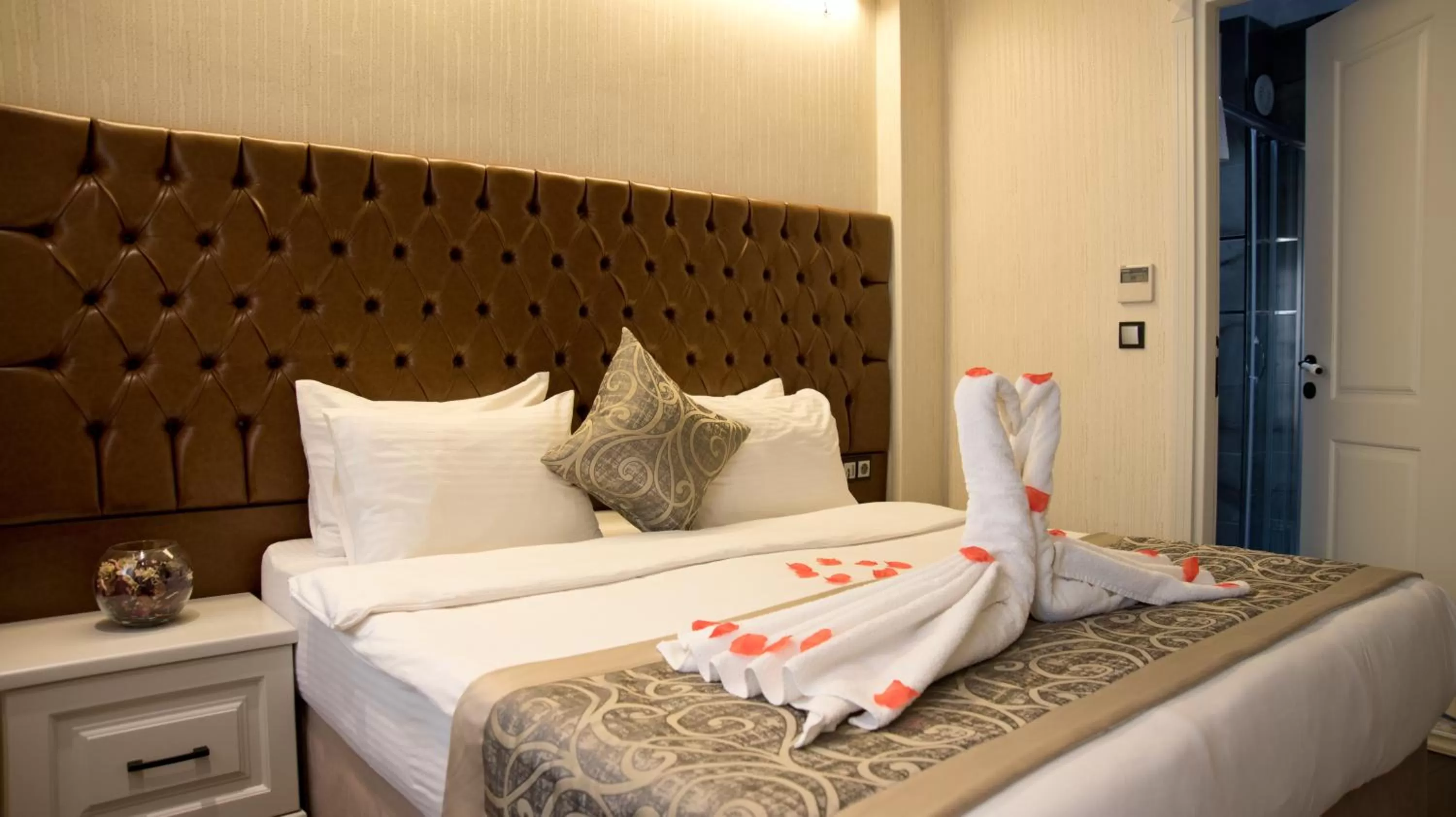 Bed in Pruva Hotel